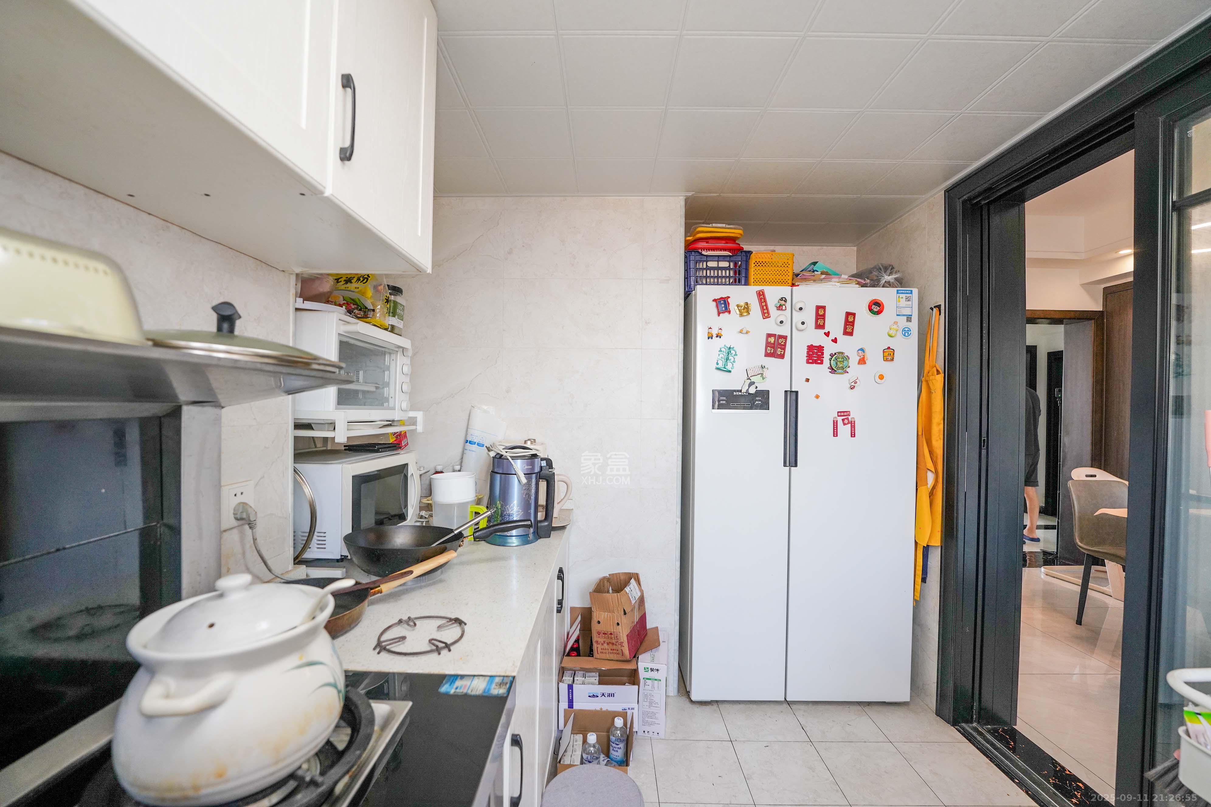 鑫天格林香山  2室2厅1卫    49.0万 鑫天格林香山  2室2厅1卫    49.0万厨房