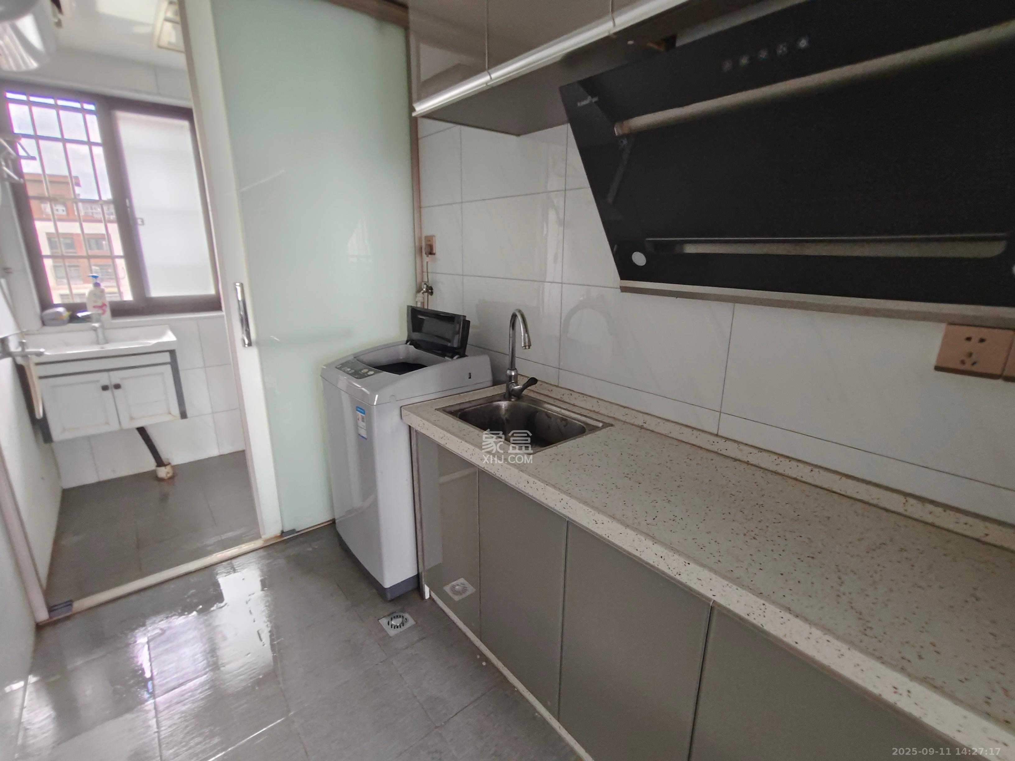 桥头家苑一期 1室1厅1卫 950.0元/月 桥头家苑一期 1室1厅1卫 950.0元/月室内图