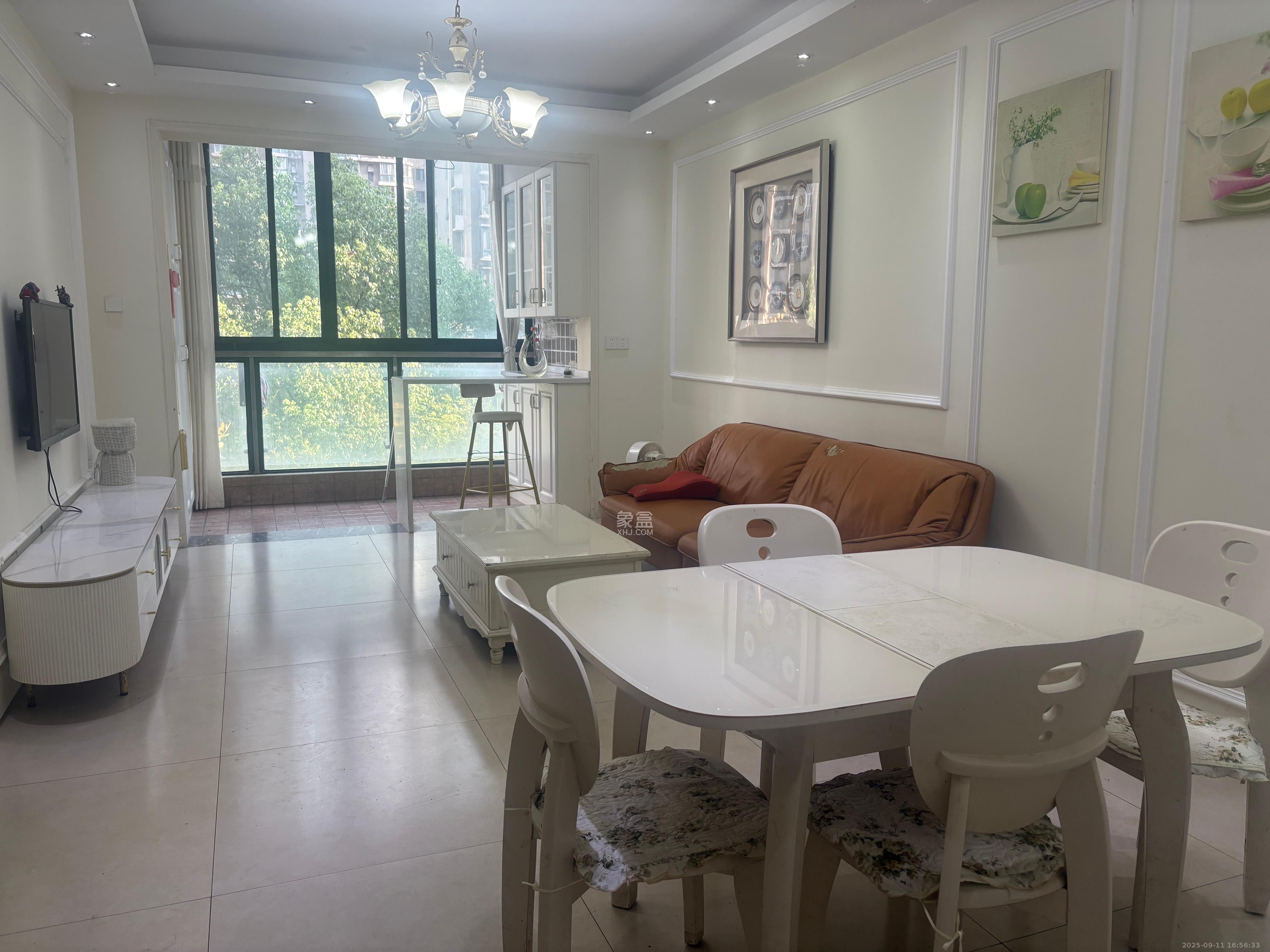 湘江世纪城星江苑  2室2厅1卫    2300.0元/月室内图