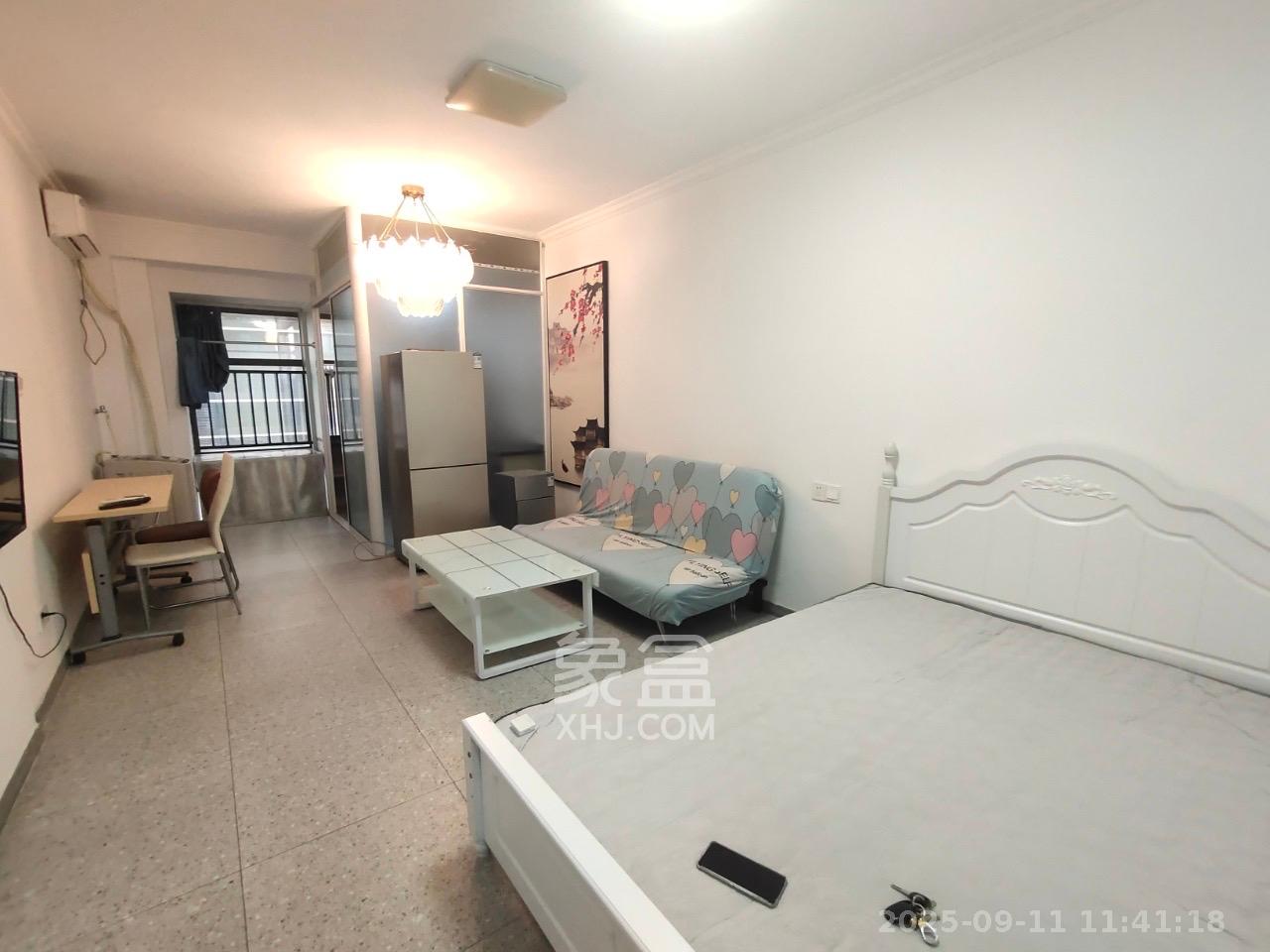 蓝湾国际广场 1室1厅1卫 1600.0元/月 蓝湾国际广场 1室1厅1卫 1600.0元/月室内图