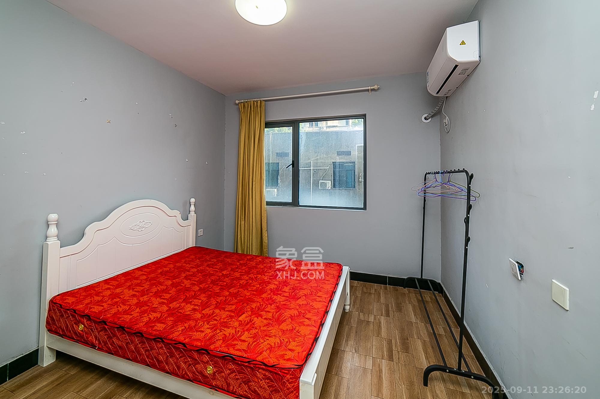 荣盛花语书苑  3室2厅2卫    77.8万 荣盛花语书苑  3室2厅2卫    77.8万卧室