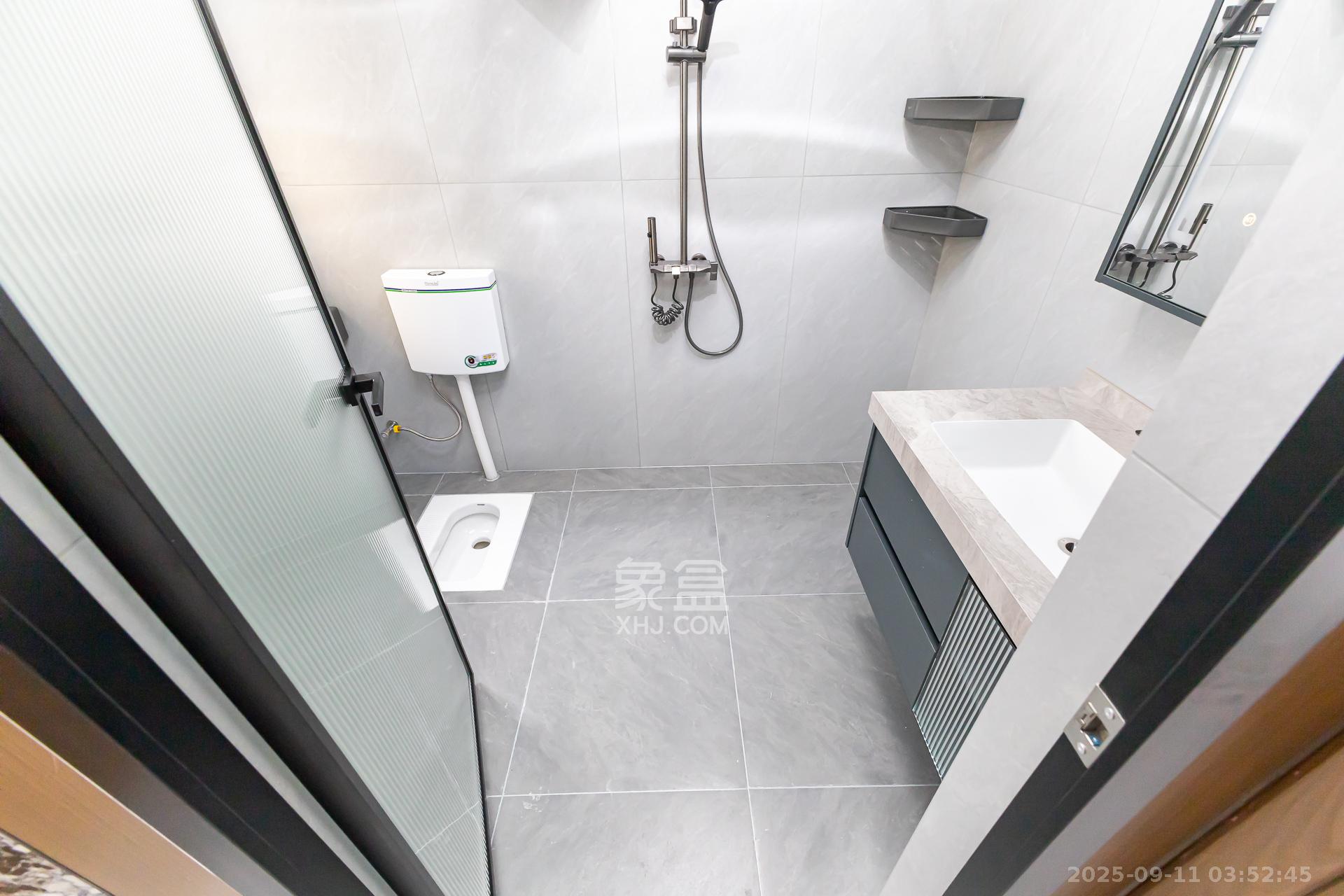 勤诚达境界城  4室2厅2卫    109.8万 勤诚达境界城  4室2厅2卫    109.8万卫生间