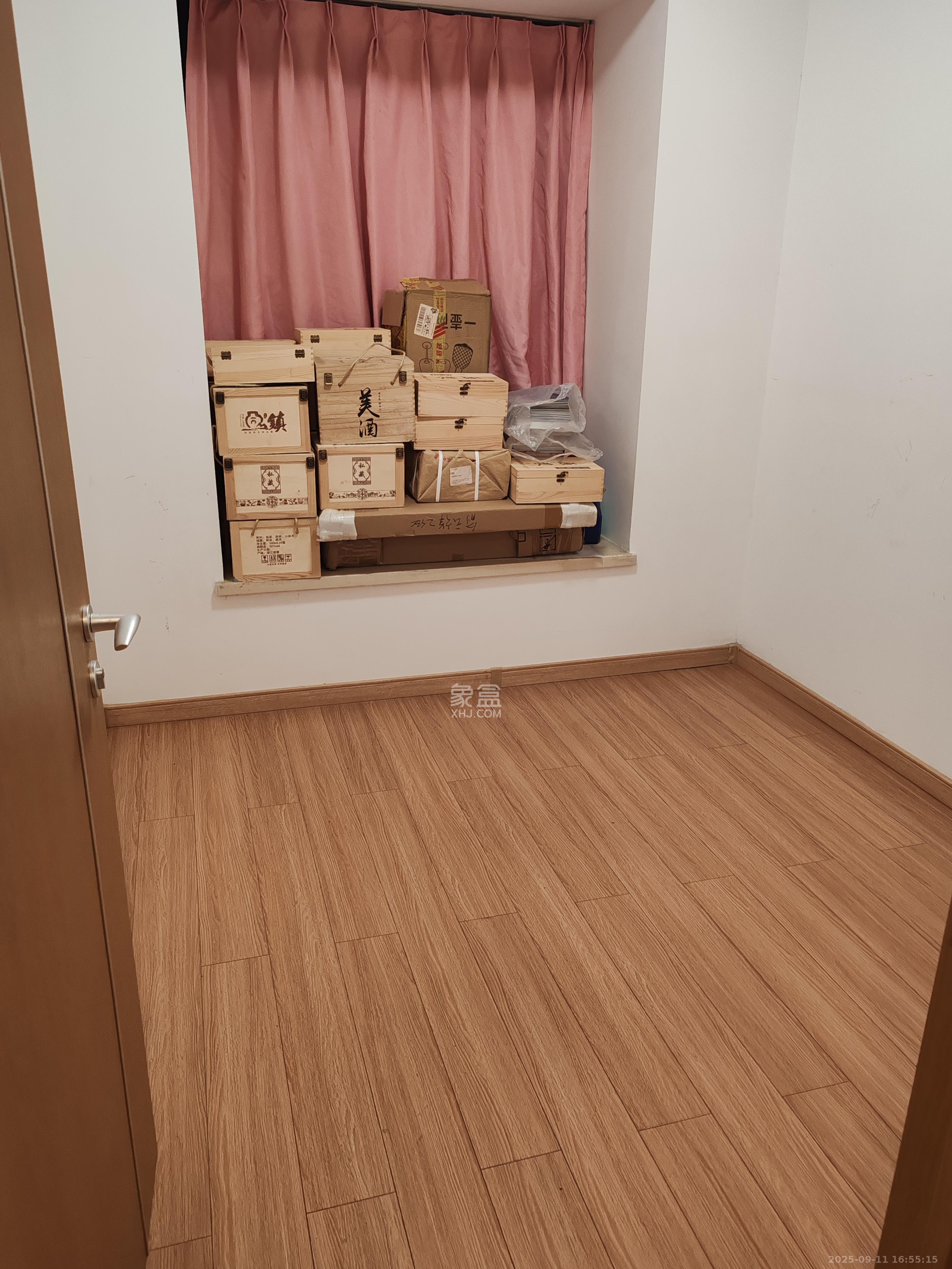 万科魅力之城 3室2厅2卫 2500.0元/月 万科魅力之城 3室2厅2卫 2500.0元/月室内图