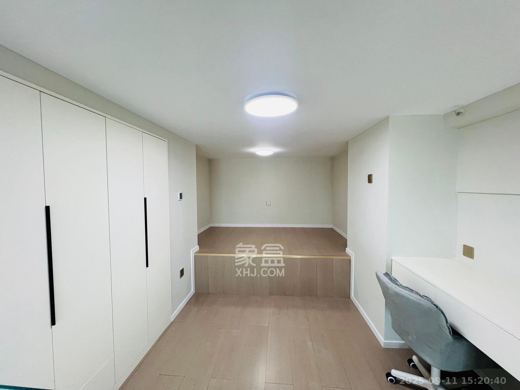 卓越中寰 2室1厅1卫 2400.0元/月 卓越中寰 2室1厅1卫 2400.0元/月室内图