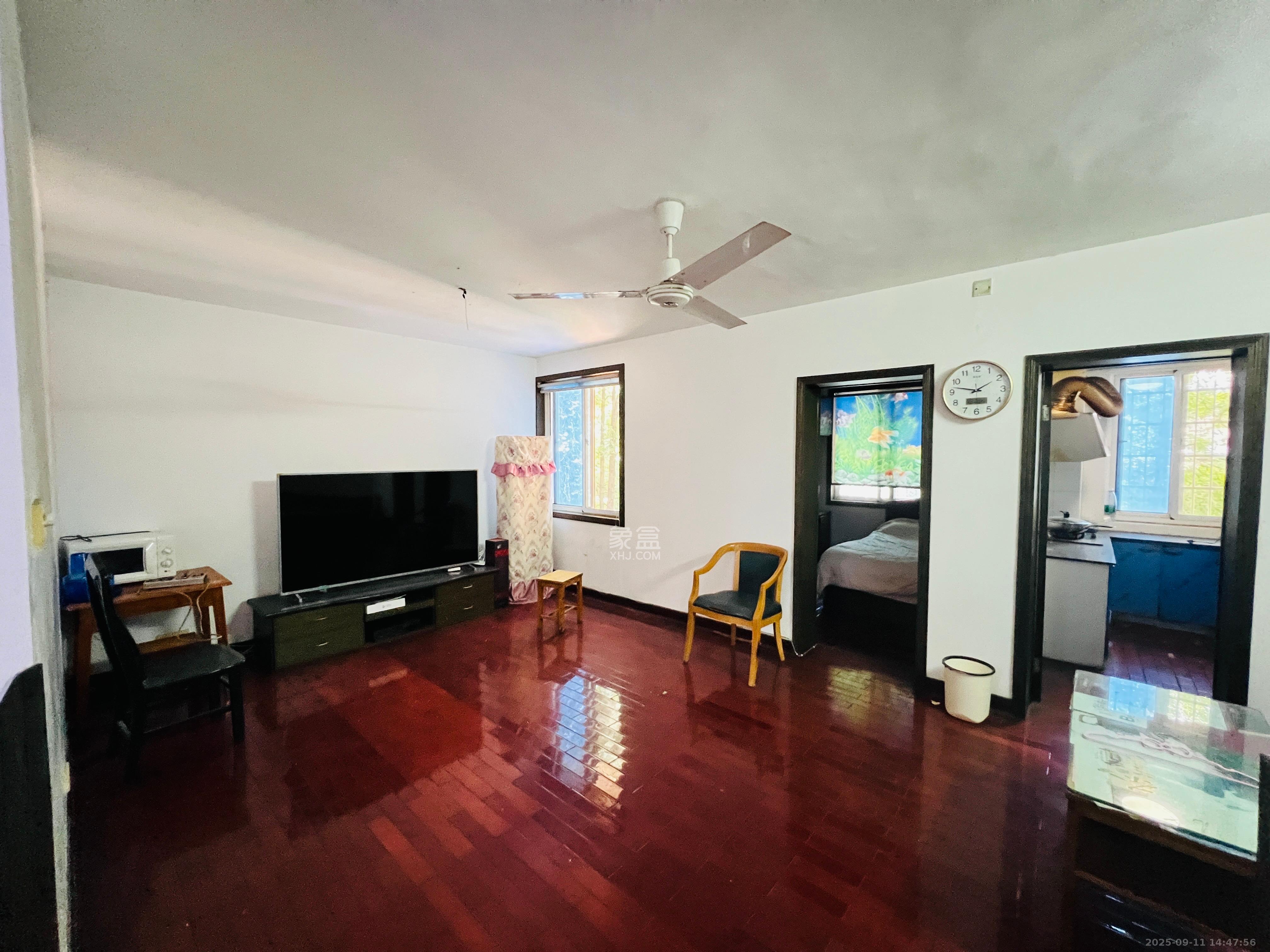 杏花园小区 2室1厅1卫 1100.0元/月 杏花园小区 2室1厅1卫 1100.0元/月室内图