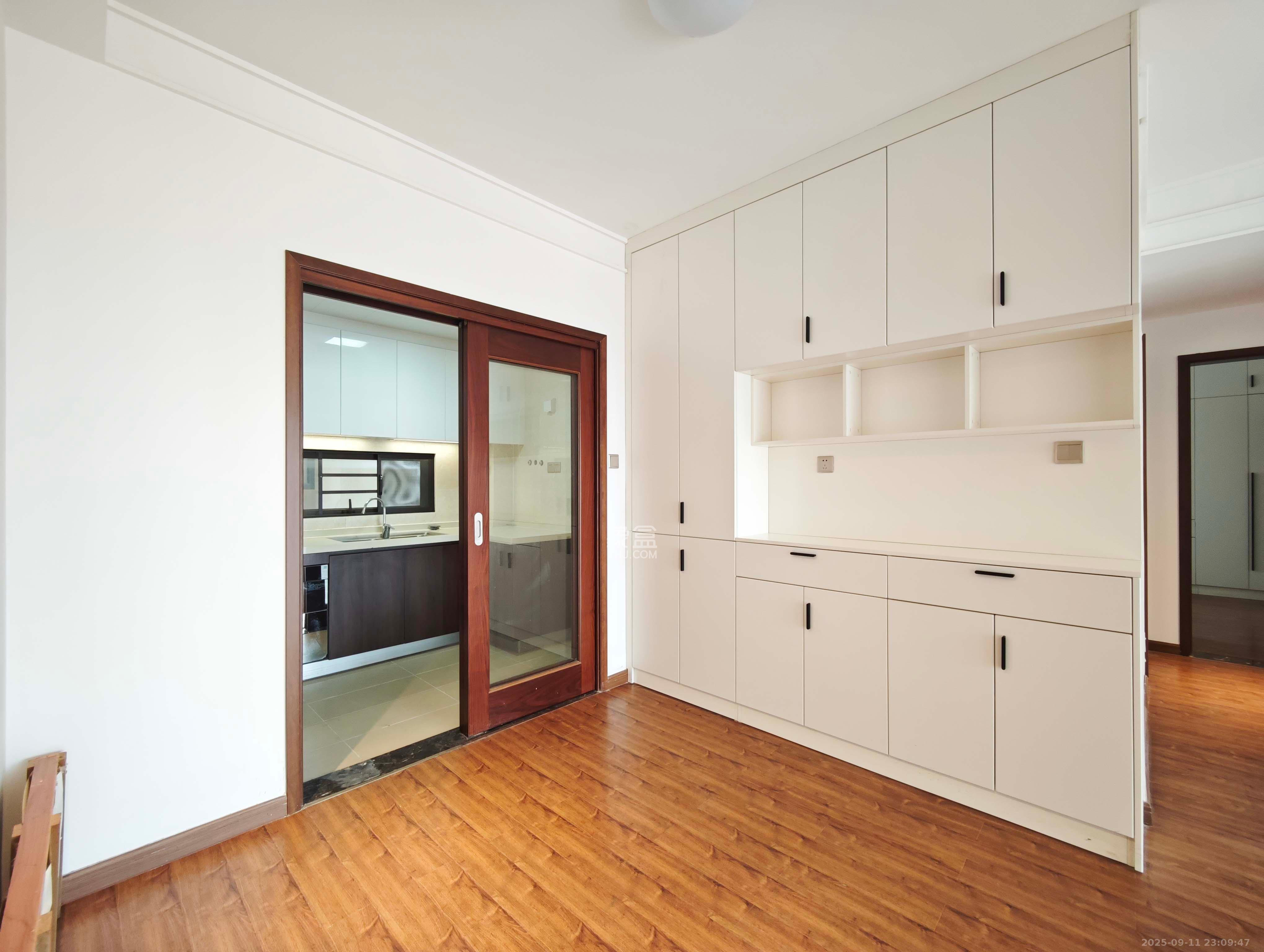 奥园誉景华府 3室2厅2卫 96.8万 奥园誉景华府 3室2厅2卫 96.8万其他