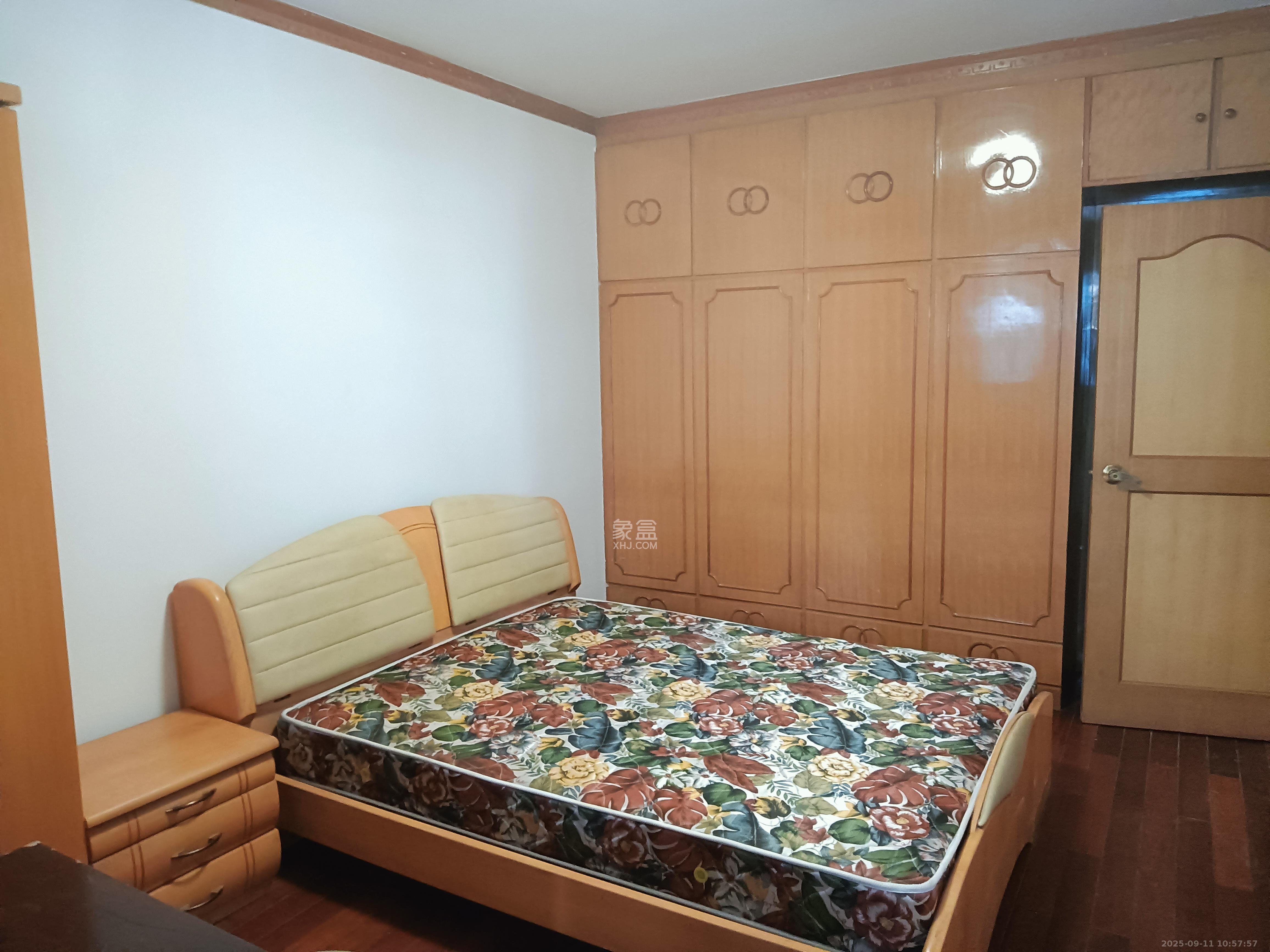 下民航宿舍 3室2厅1卫 1800.0元/月 下民航宿舍 3室2厅1卫 1800.0元/月室内图