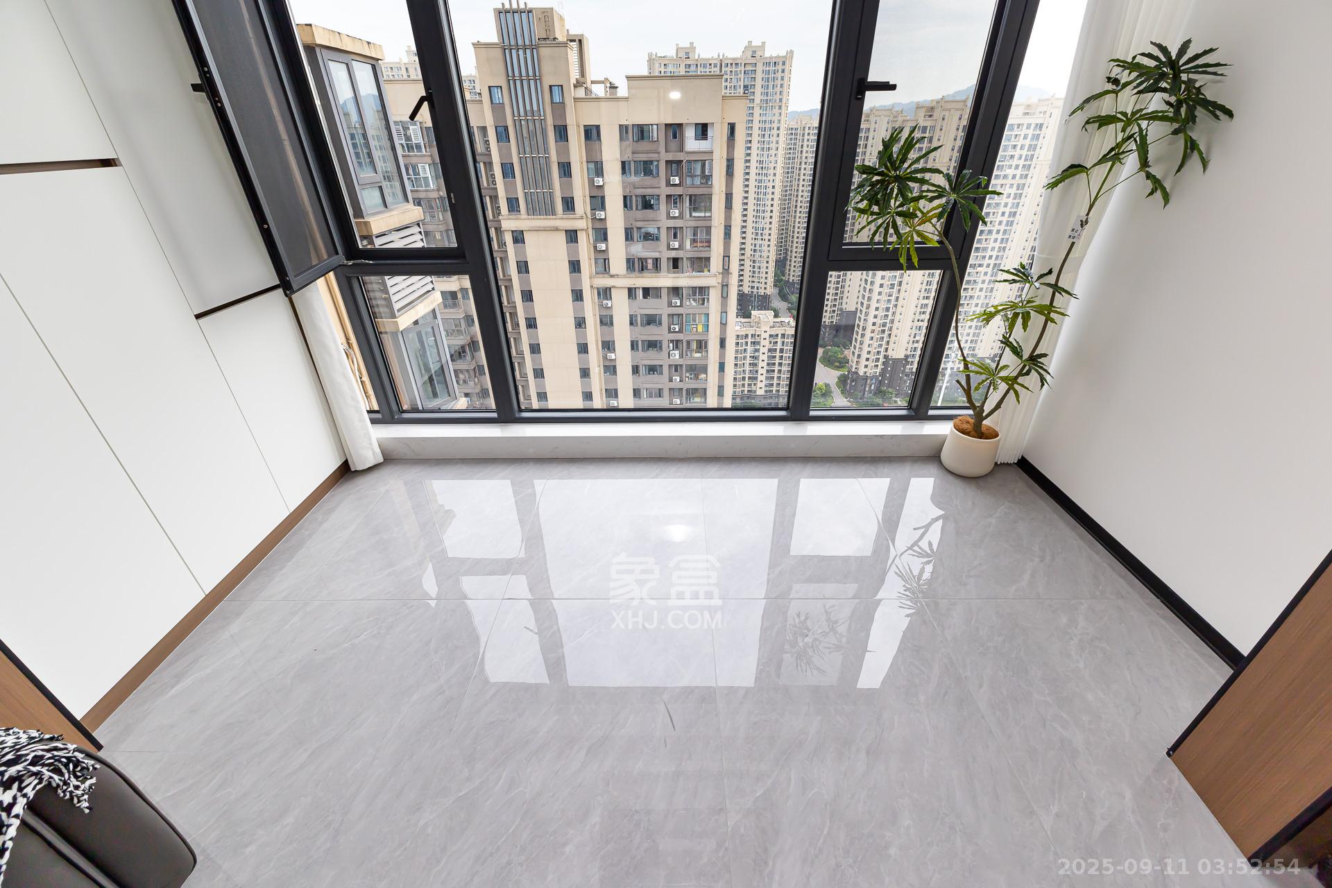 勤诚达境界城  4室2厅2卫    109.8万 勤诚达境界城  4室2厅2卫    109.8万阳台