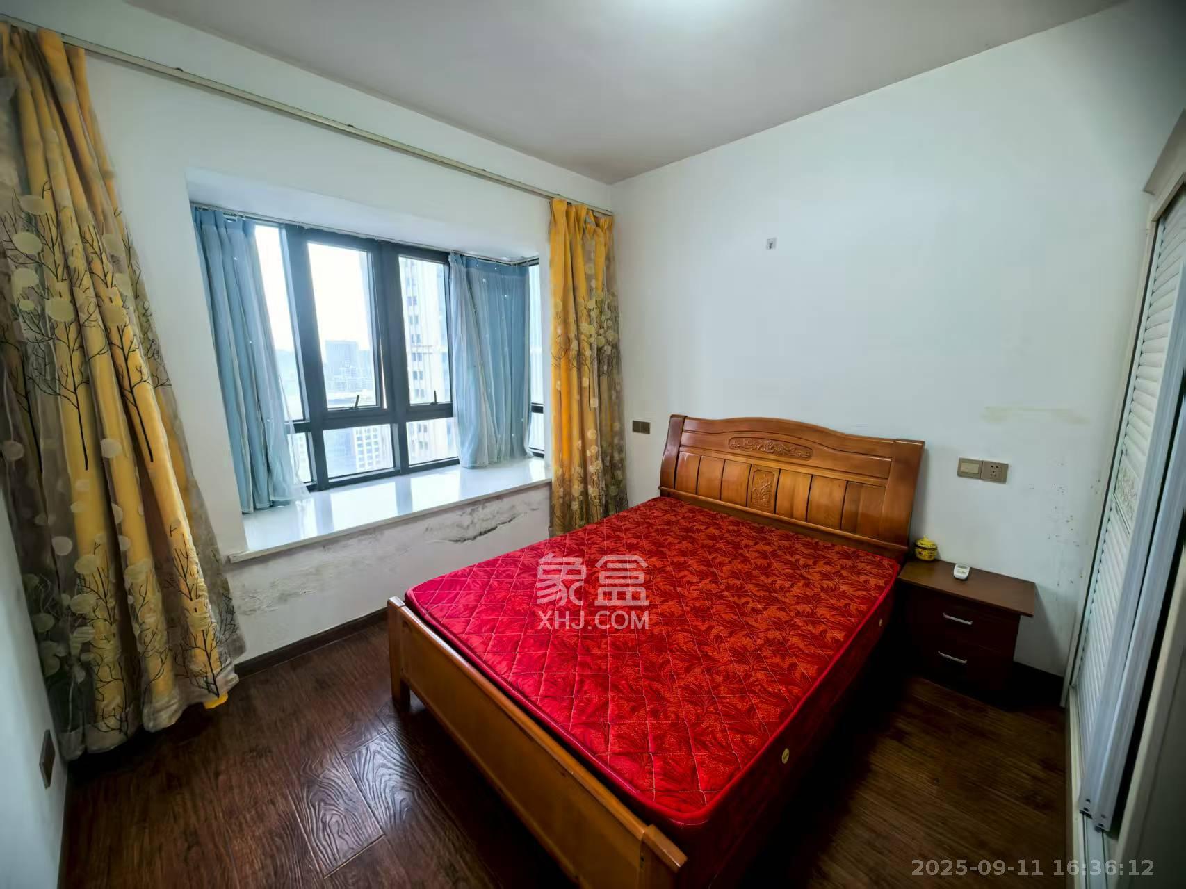 天鸿天府(天鸿中央大院) 4室2厅2卫 2800.0元/月 天鸿天府(天鸿中央大院) 4室2厅2卫 2800.0元/月室内图