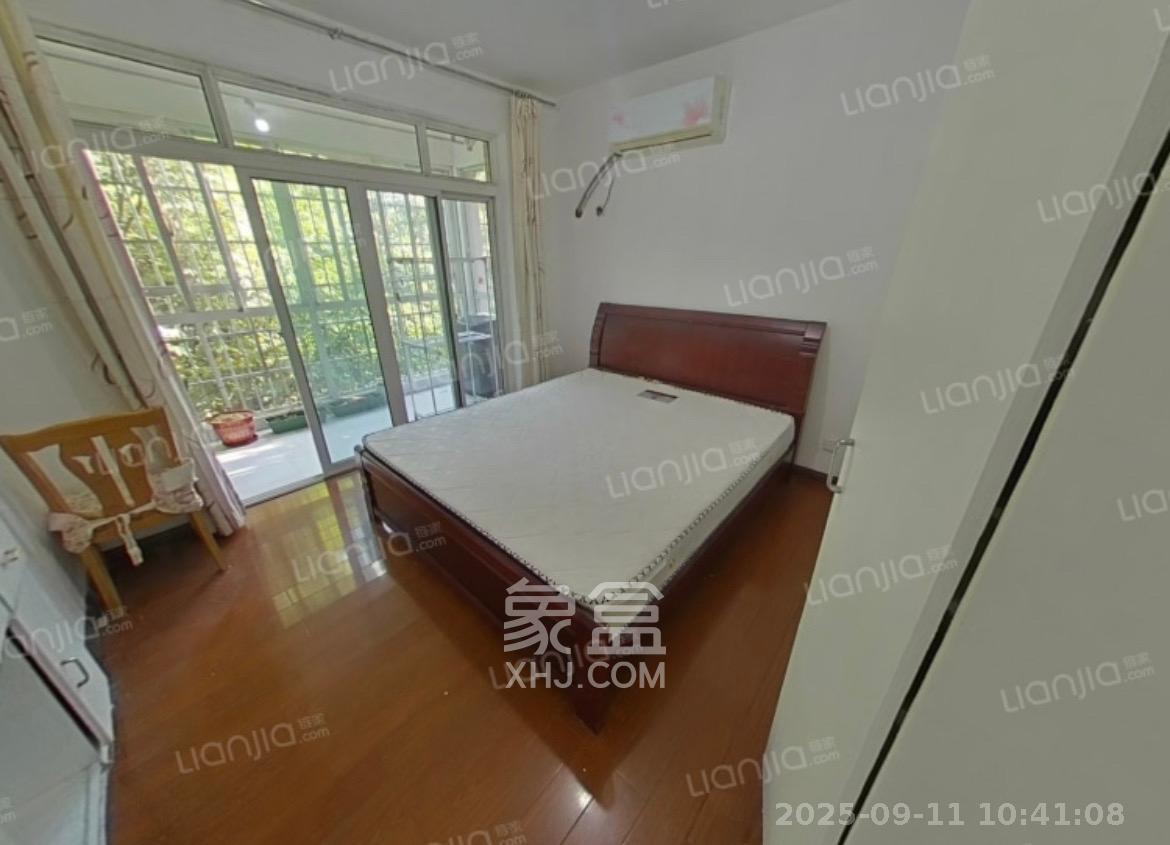 东岸锦城(东方人家)  3室2厅1卫    1900.0元/月室内图