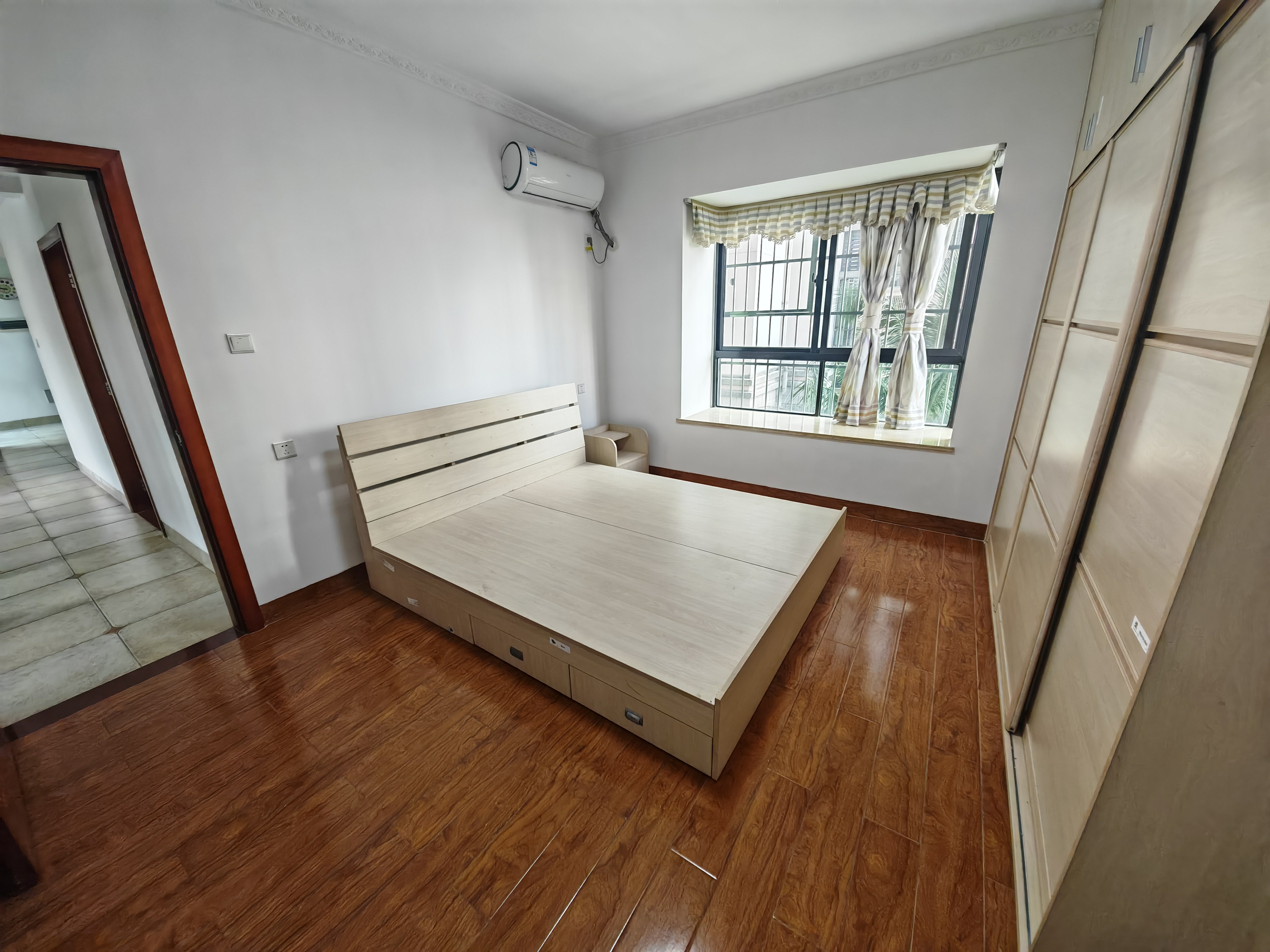 惠丰.碧水江畔 3室2厅2卫 2300.0元/月 惠丰.碧水江畔 3室2厅2卫 2300.0元/月室内图