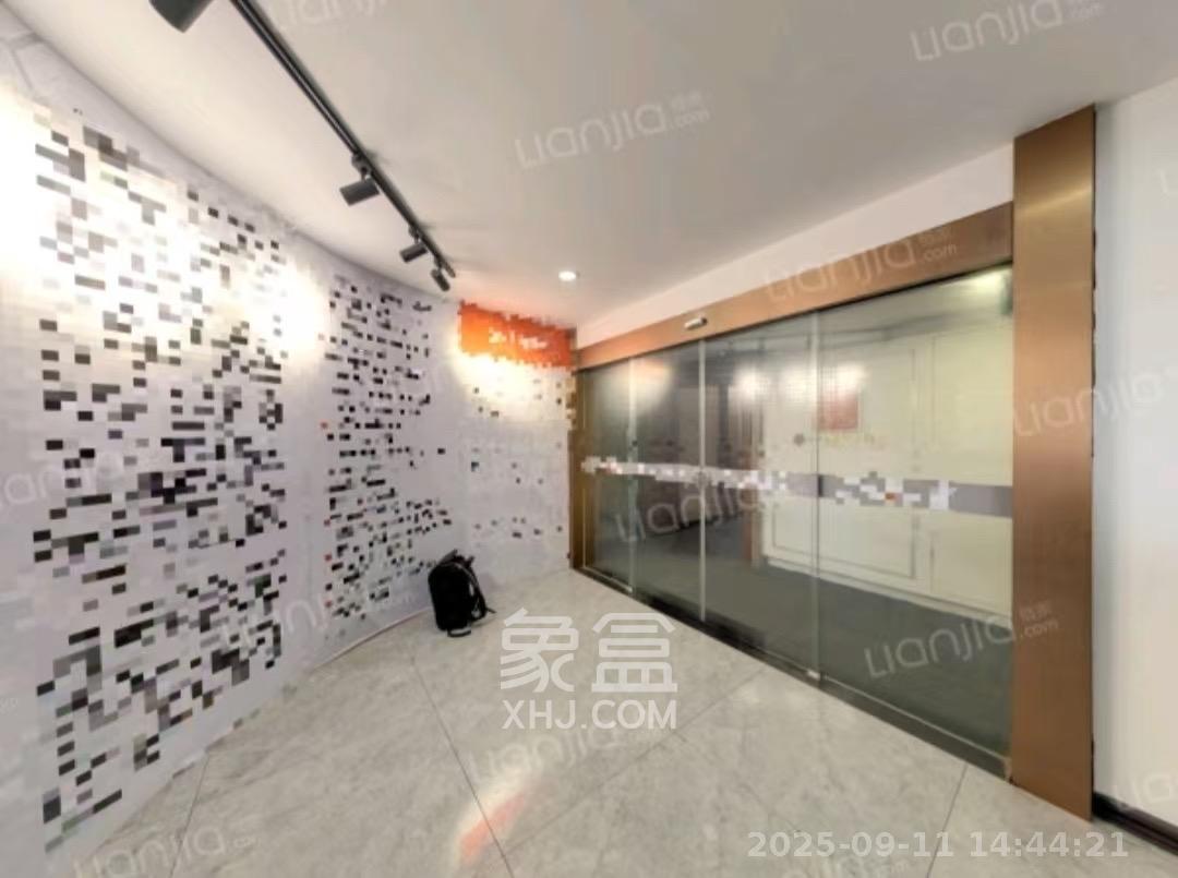 东方芙蓉 1室1厅1卫 4800.0元/月 东方芙蓉 1室1厅1卫 4800.0元/月室内图