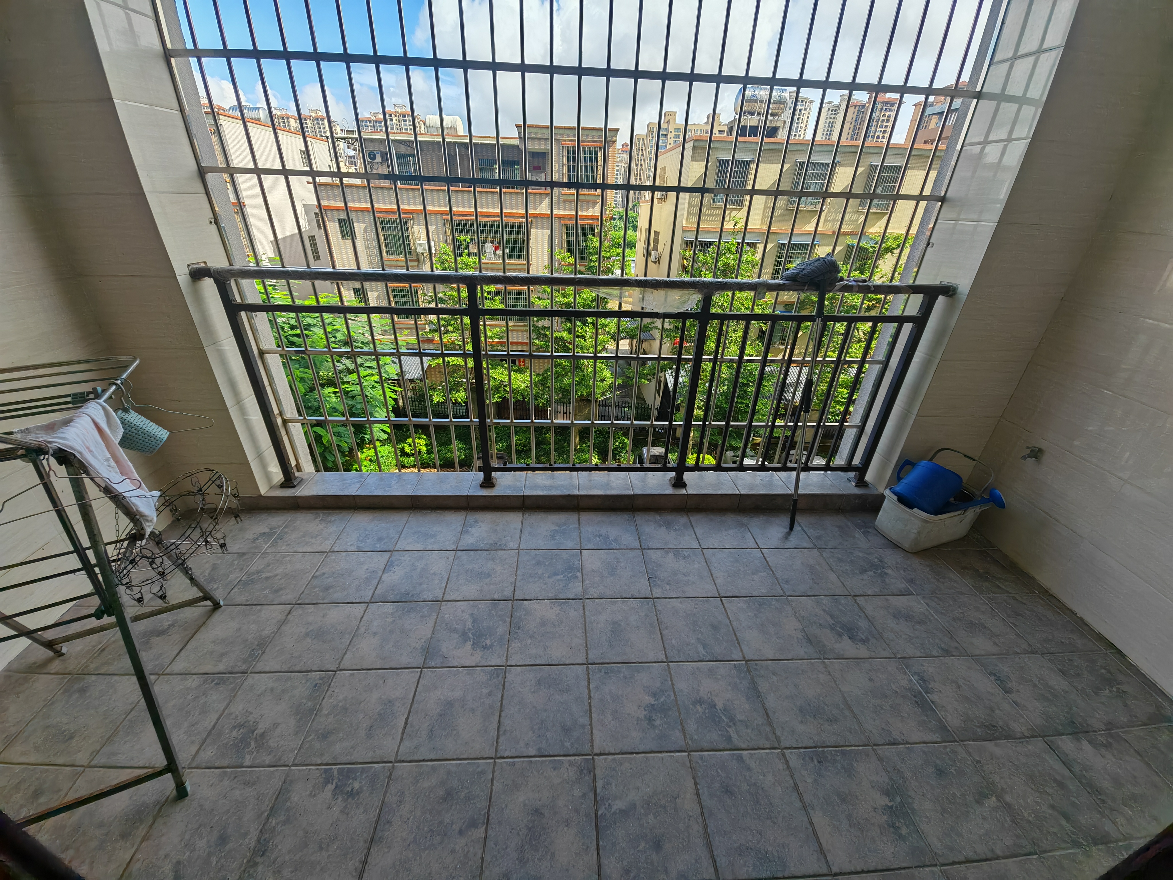 惠丰.碧水江畔 3室2厅2卫 2300.0元/月 惠丰.碧水江畔 3室2厅2卫 2300.0元/月室内图