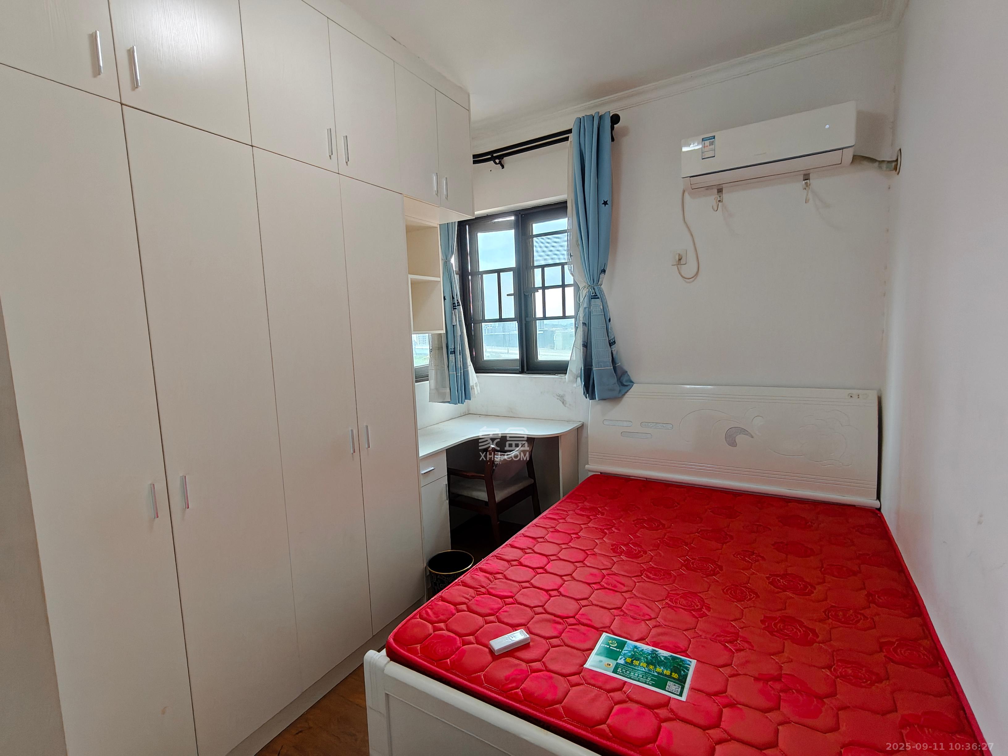 中信凯旋蓝岸(中信新城三期)  3室2厅1卫    1800.0元/月 中信凯旋蓝岸(中信新城三期)  3室2厅1卫    1800.0元/月室内图