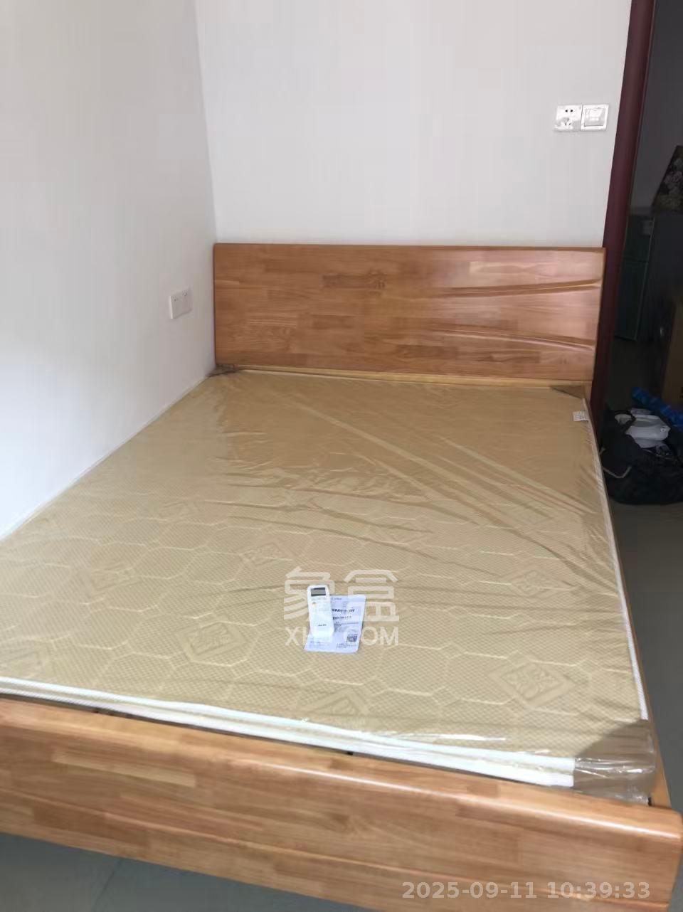 天马新村(天马安置小区) 1室1厅1卫 1200.0元/月 天马新村(天马安置小区) 1室1厅1卫 1200.0元/月室内图