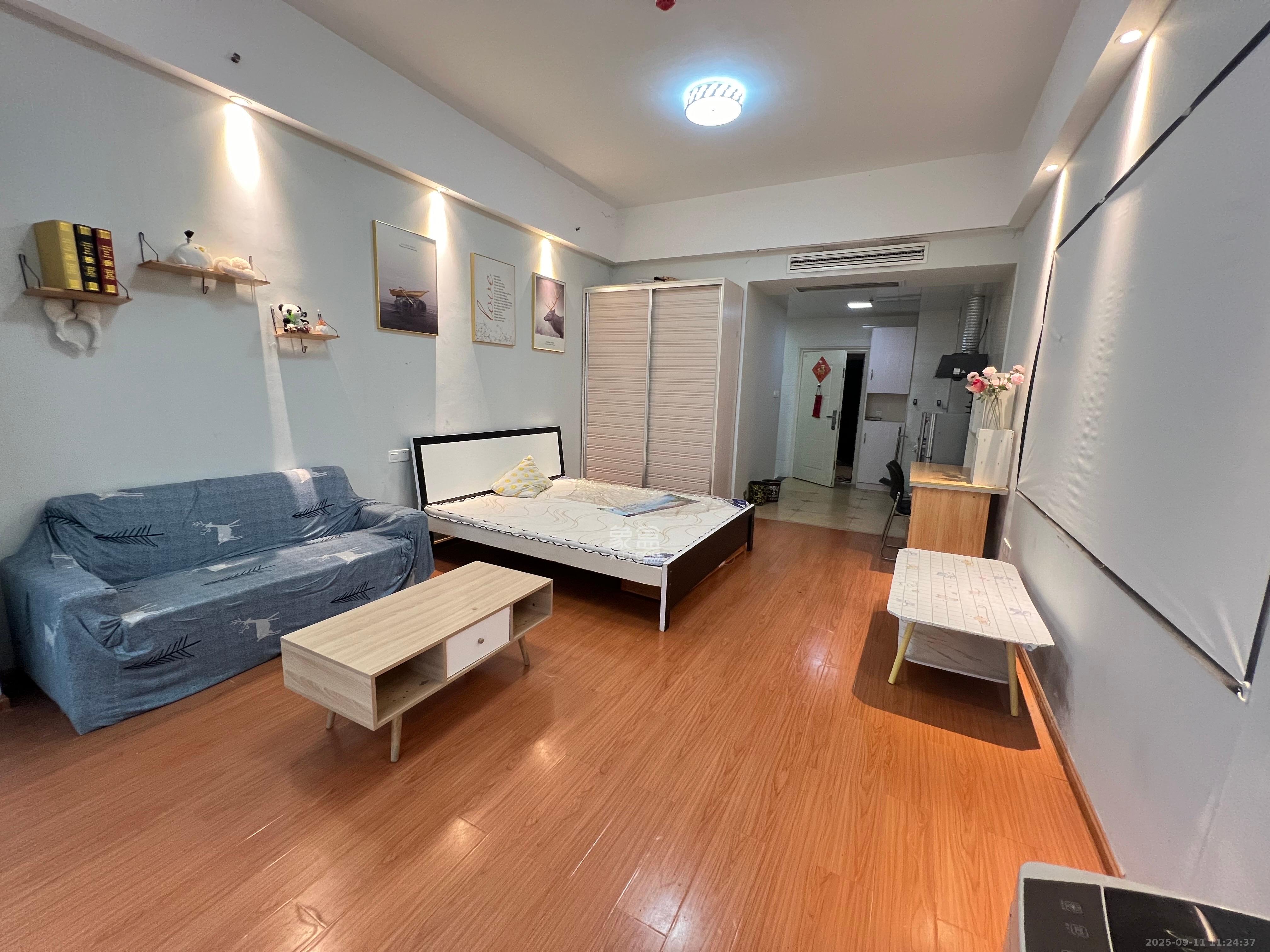 御溪国际 1室1厅1卫 1700.0元/月 御溪国际 1室1厅1卫 1700.0元/月室内图