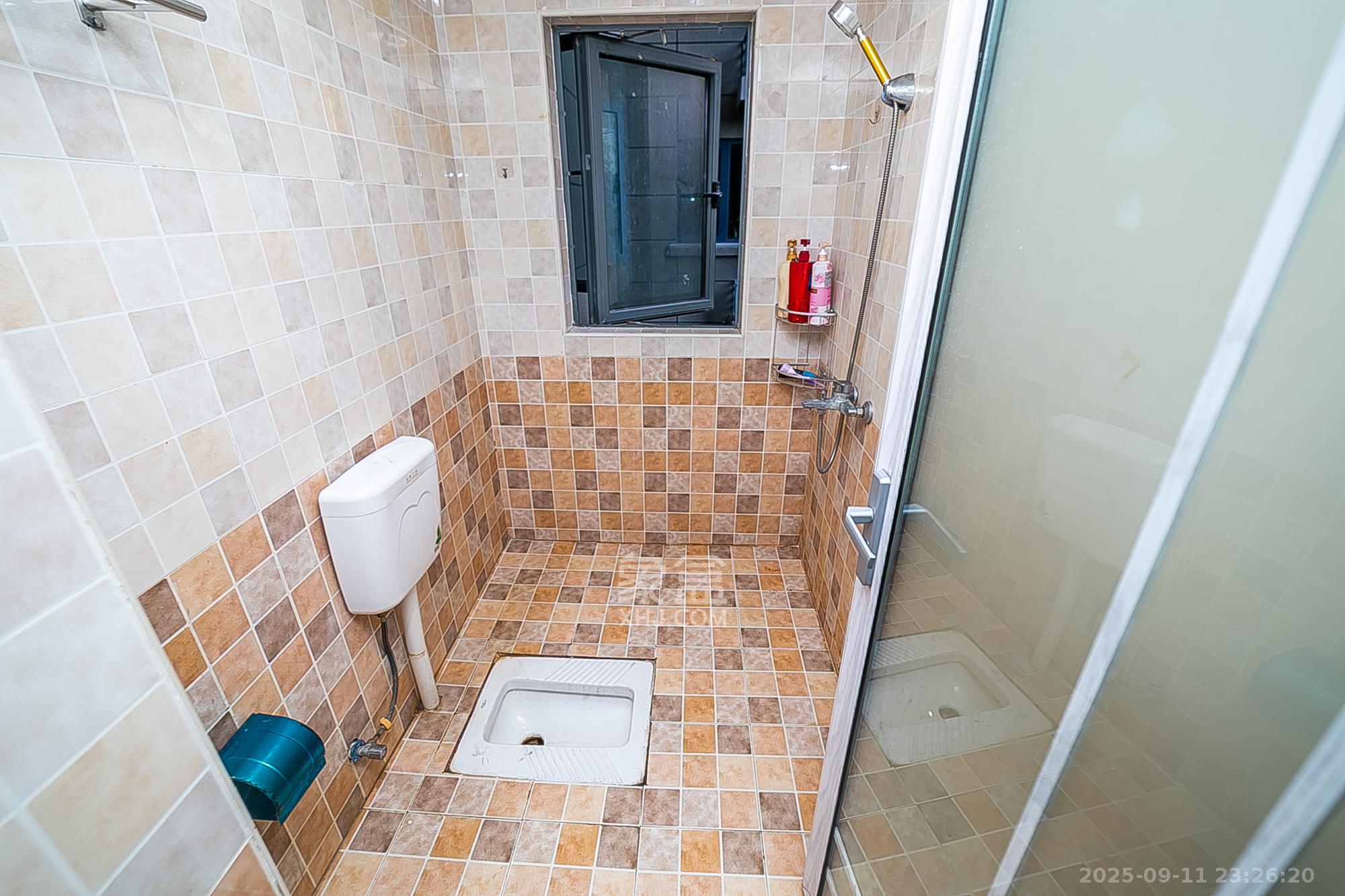 荣盛花语书苑  3室2厅2卫    77.8万 荣盛花语书苑  3室2厅2卫    77.8万其他