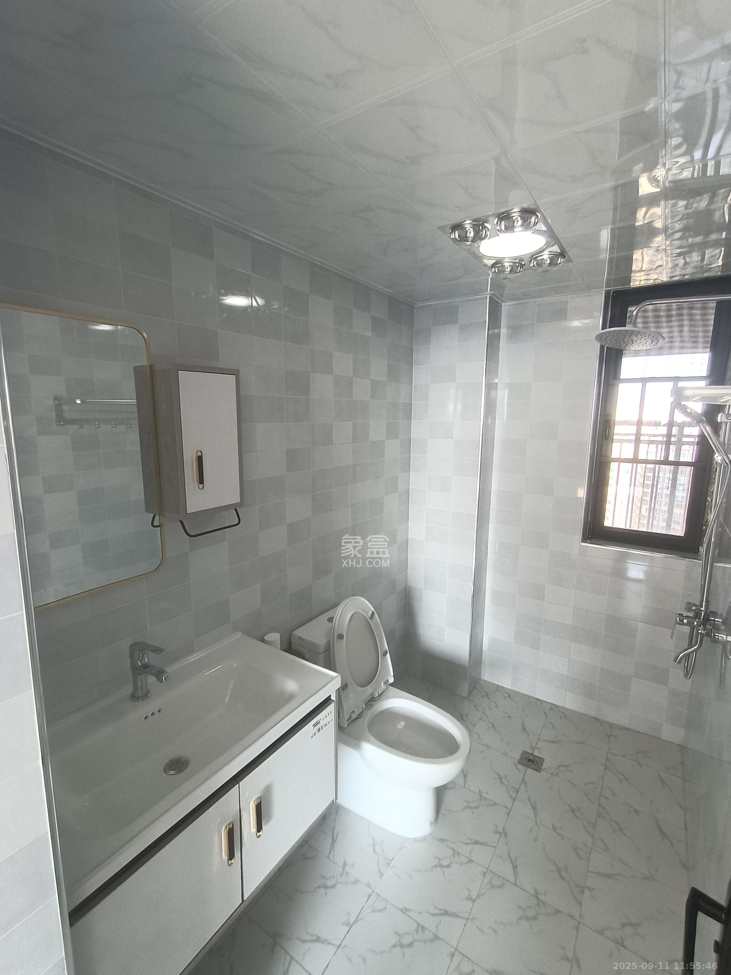 中南国际眼镜城(中伟商业中心) 3室0厅0卫 2200.0元/月 中南国际眼镜城(中伟商业中心) 3室0厅0卫 2200.0元/月室内图