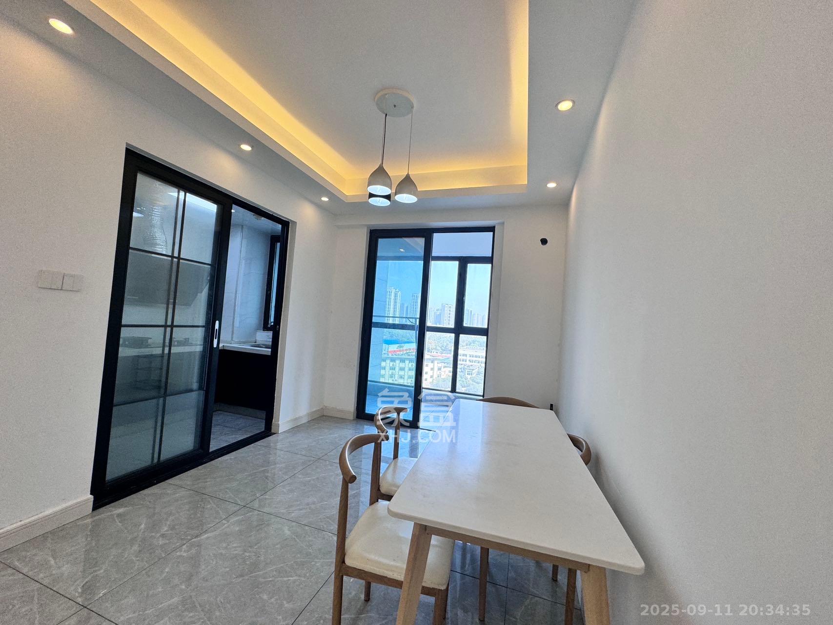 明昇壹城(明昇时代广场)二期 3室2厅2卫 3000.0元/月 明昇壹城(明昇时代广场)二期 3室2厅2卫 3000.0元/月室内图