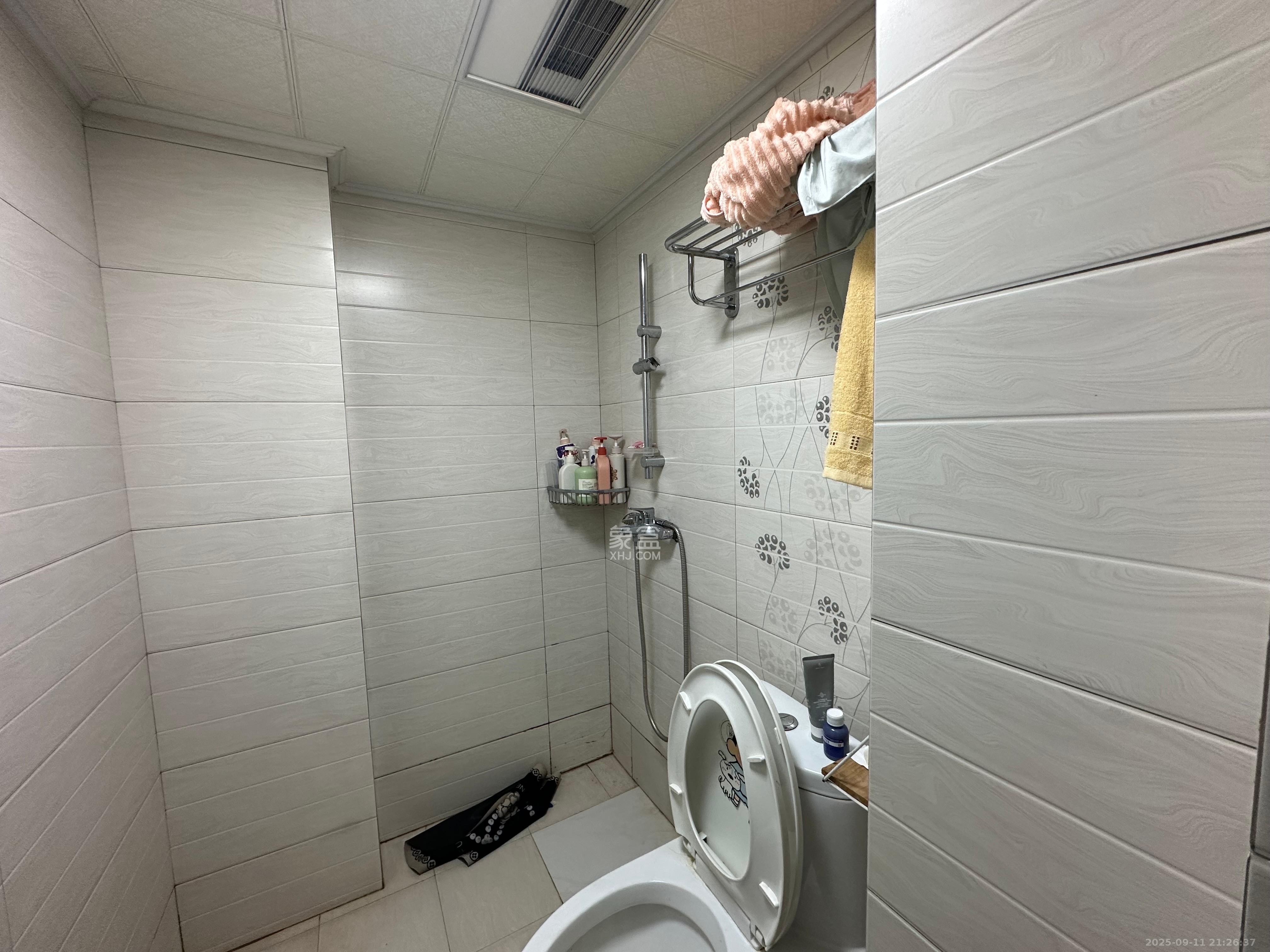 铂宫 2室2厅2卫 3200.0元/月 铂宫 2室2厅2卫 3200.0元/月室内图