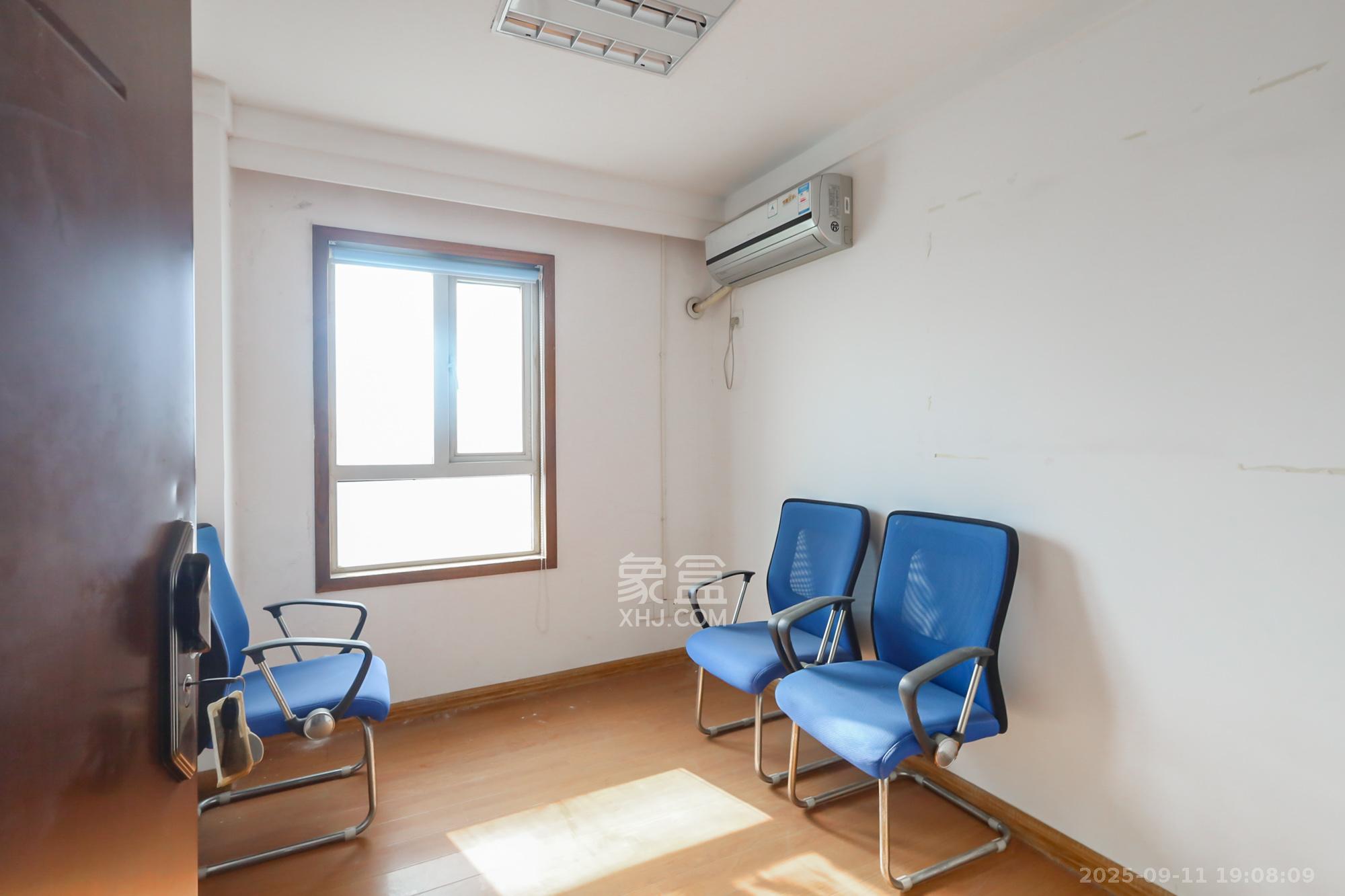 盛大泽西城  1室0厅0卫    46.0万 盛大泽西城  1室0厅0卫    46.0万卧室