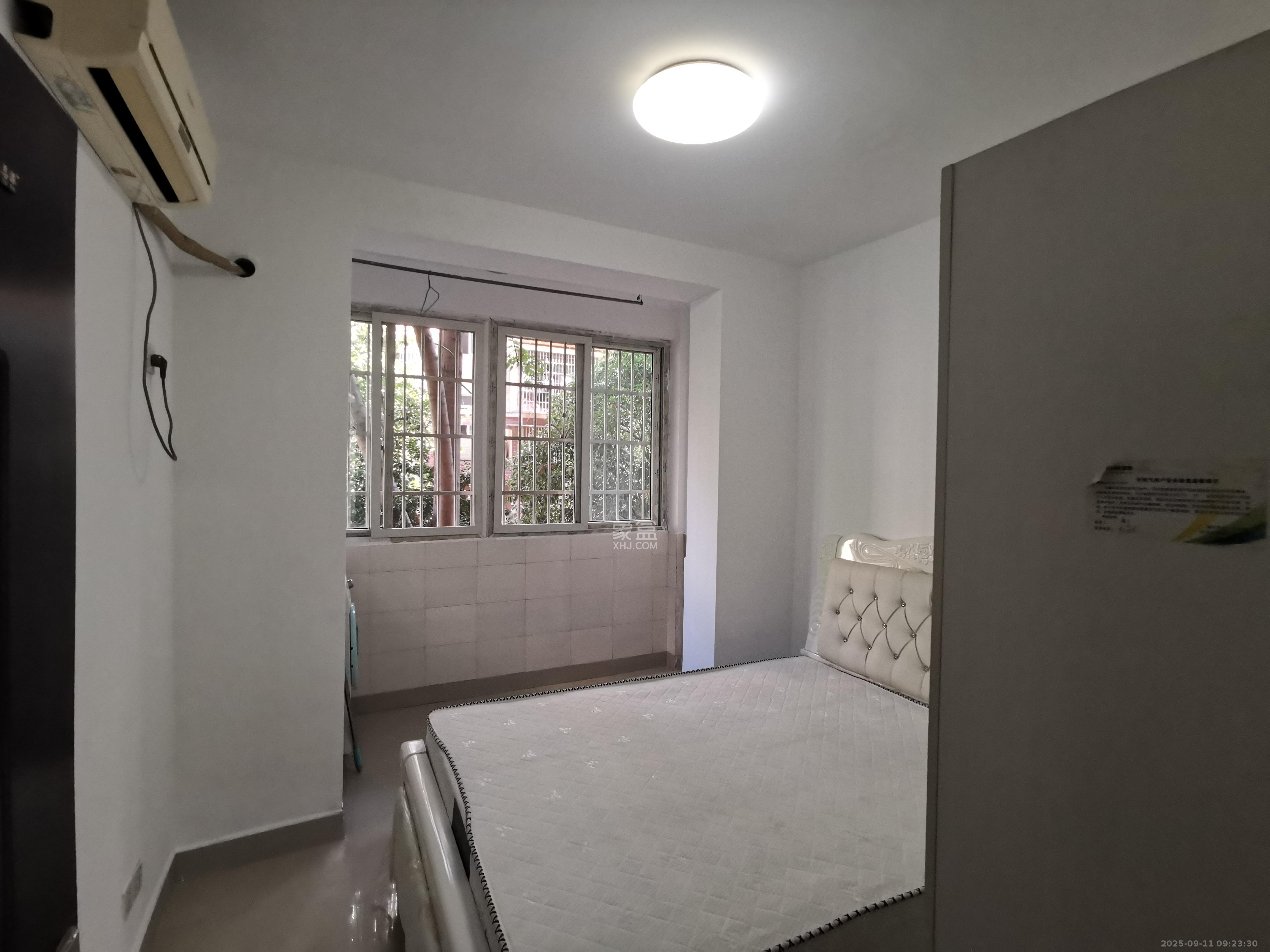 鄱阳小区 2室2厅1卫 1800.0元/月 鄱阳小区 2室2厅1卫 1800.0元/月室内图