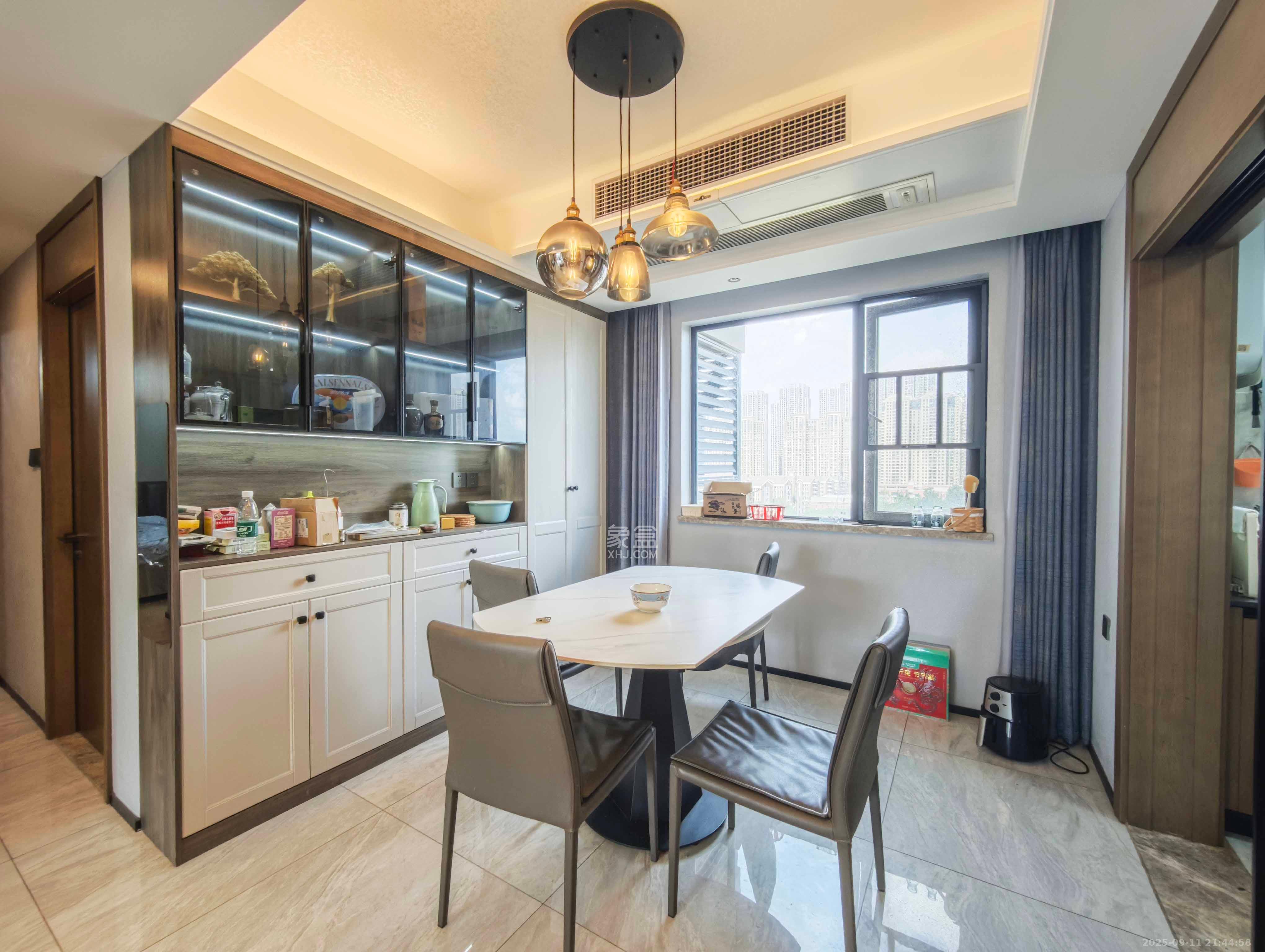 万科魅力之城天阔里  4室2厅2卫    160.0万其他