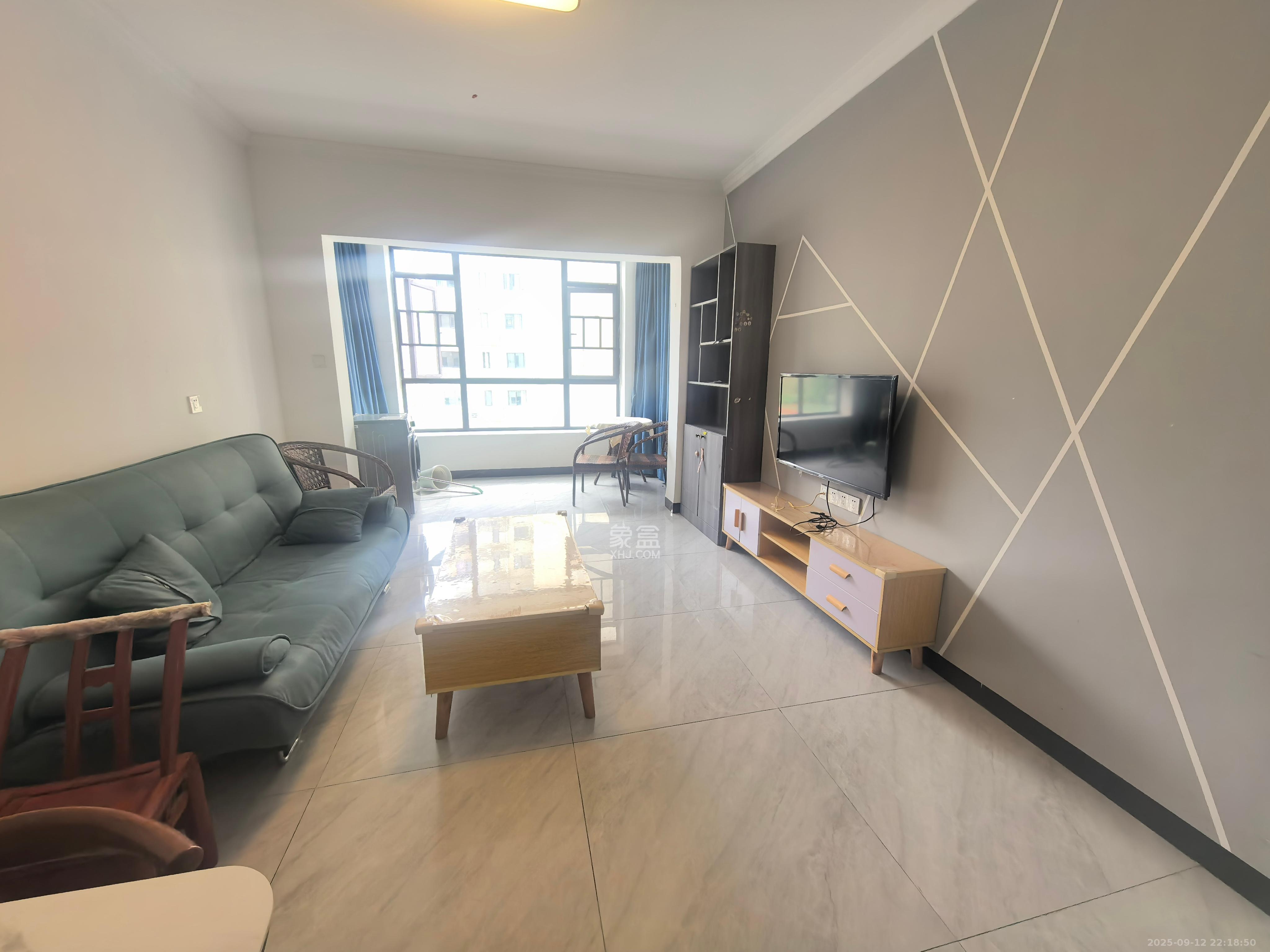 中梁星都荟  3室2厅1卫    2000.0元/月 中梁星都荟  3室2厅1卫    2000.0元/月室内图