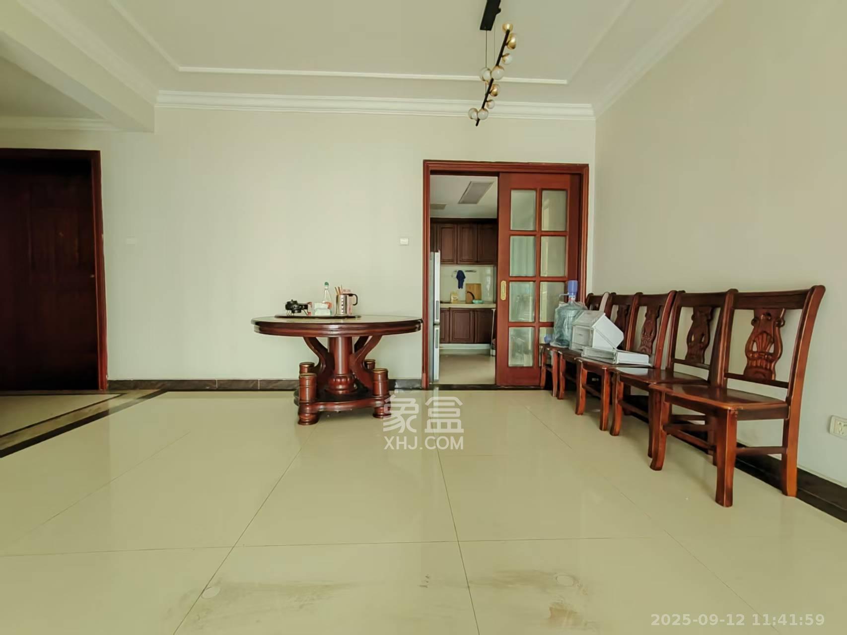 恒大名都 4室2厅2卫 2100.0元/月 恒大名都 4室2厅2卫 2100.0元/月室内图