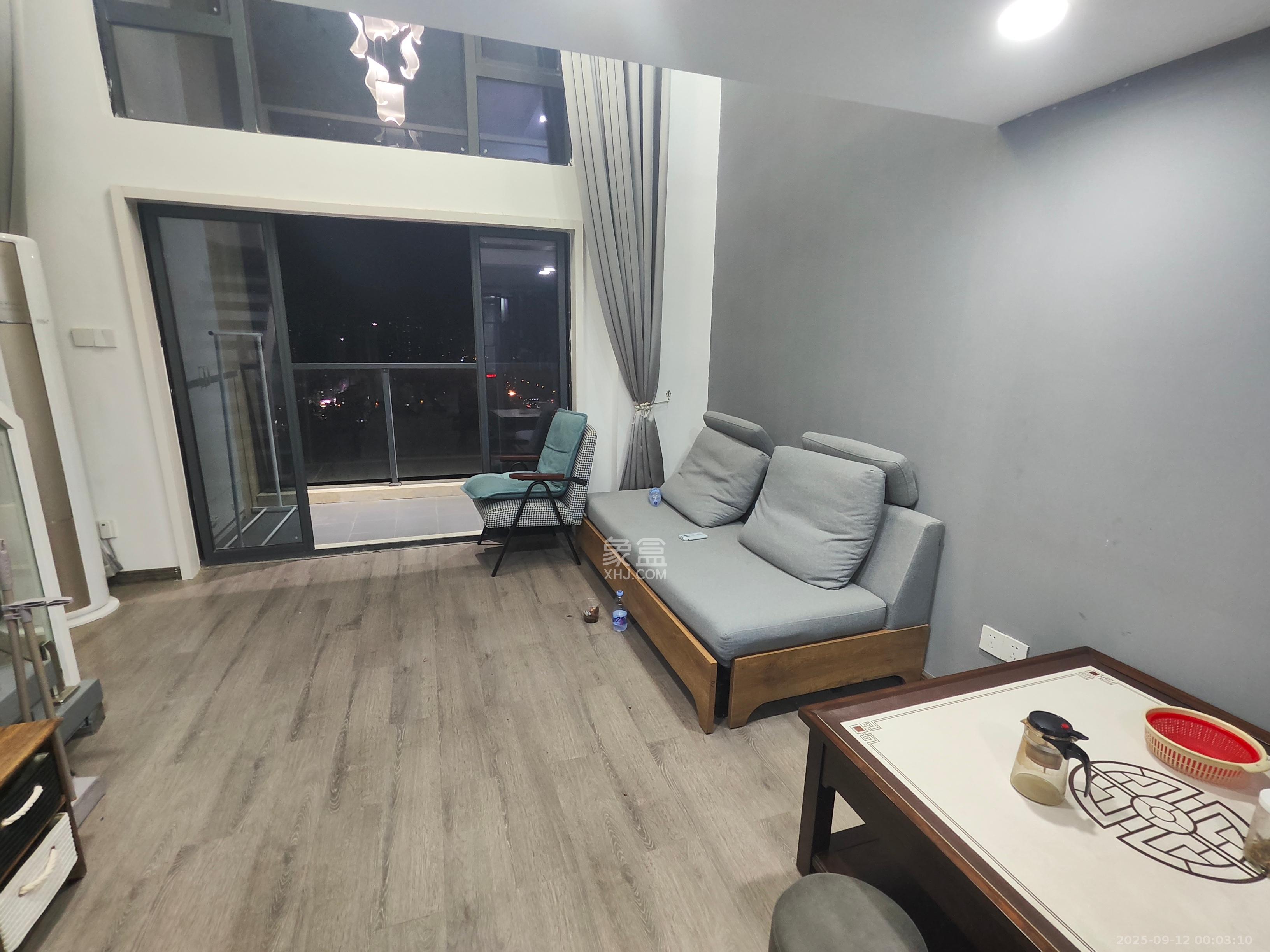 振业城三期  1室1厅1卫    1900.0元/月 振业城三期  1室1厅1卫    1900.0元/月室内图