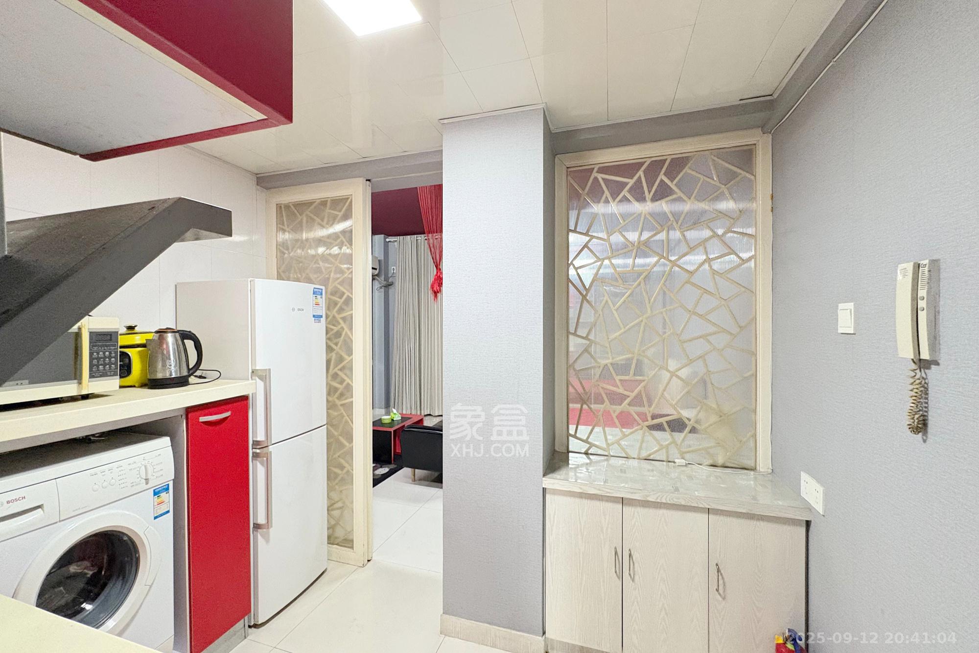 西罗亚大厦  1室1厅1卫    53.0万厨房