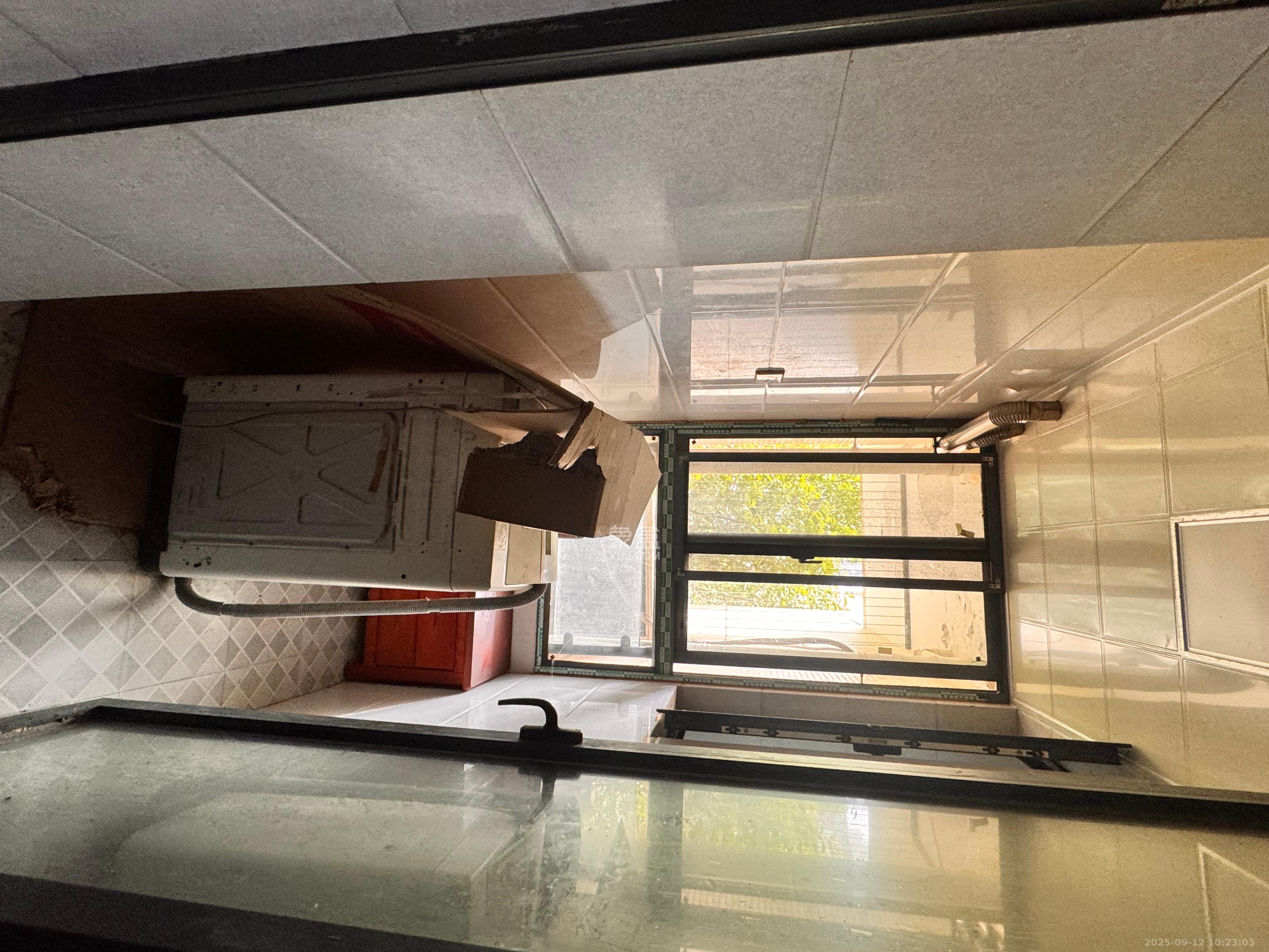 长房时代城 3室2厅2卫 2800.0元/月 长房时代城 3室2厅2卫 2800.0元/月室内图