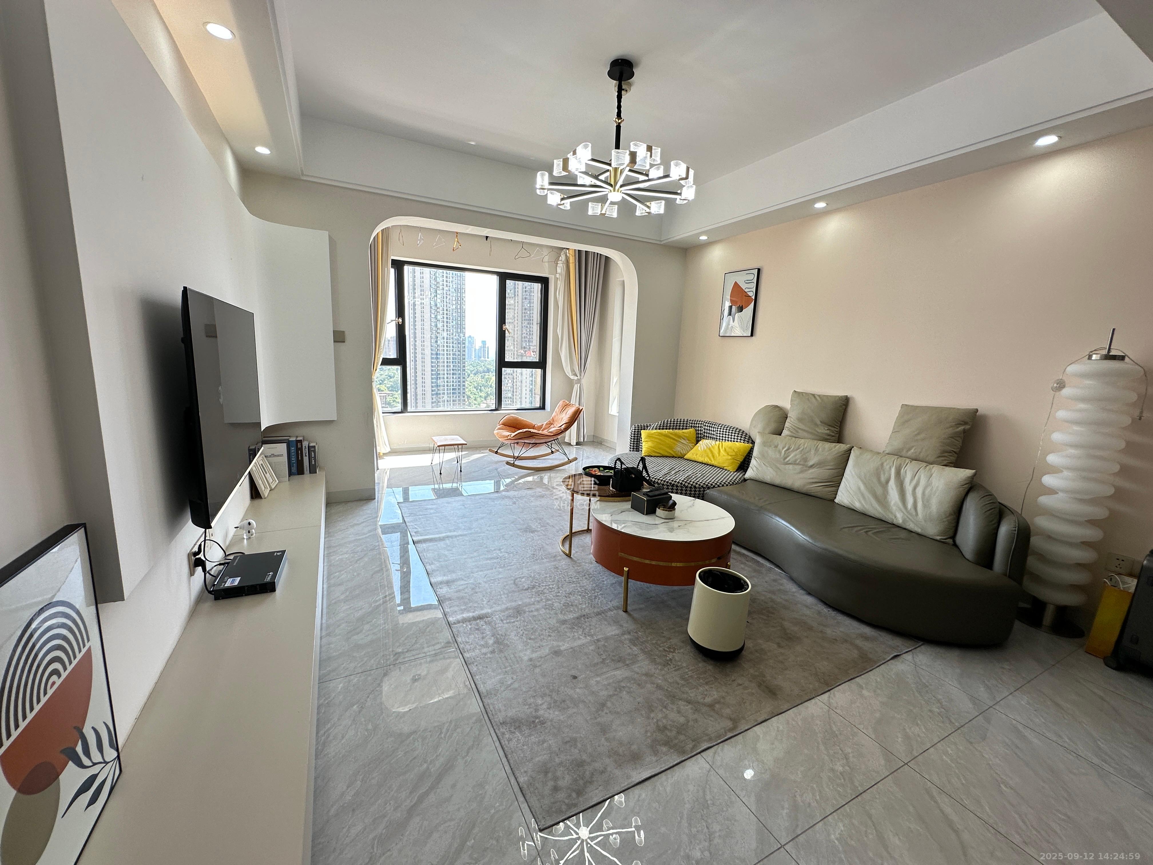 保利国际广场 3室2厅1卫 6000.0元/月 保利国际广场 3室2厅1卫 6000.0元/月室内图