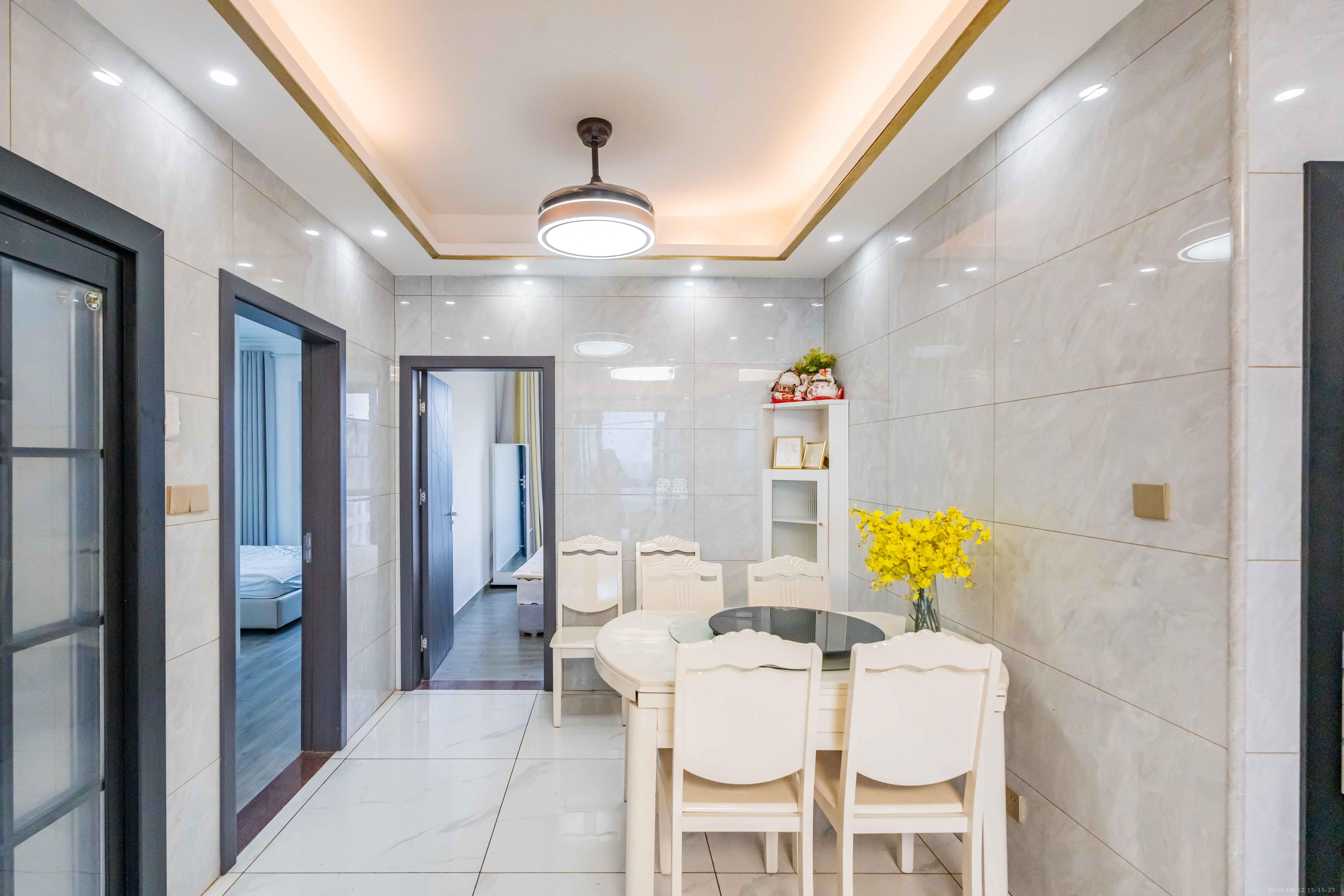 里约荟  3室2厅2卫    3800.0元/月室内图