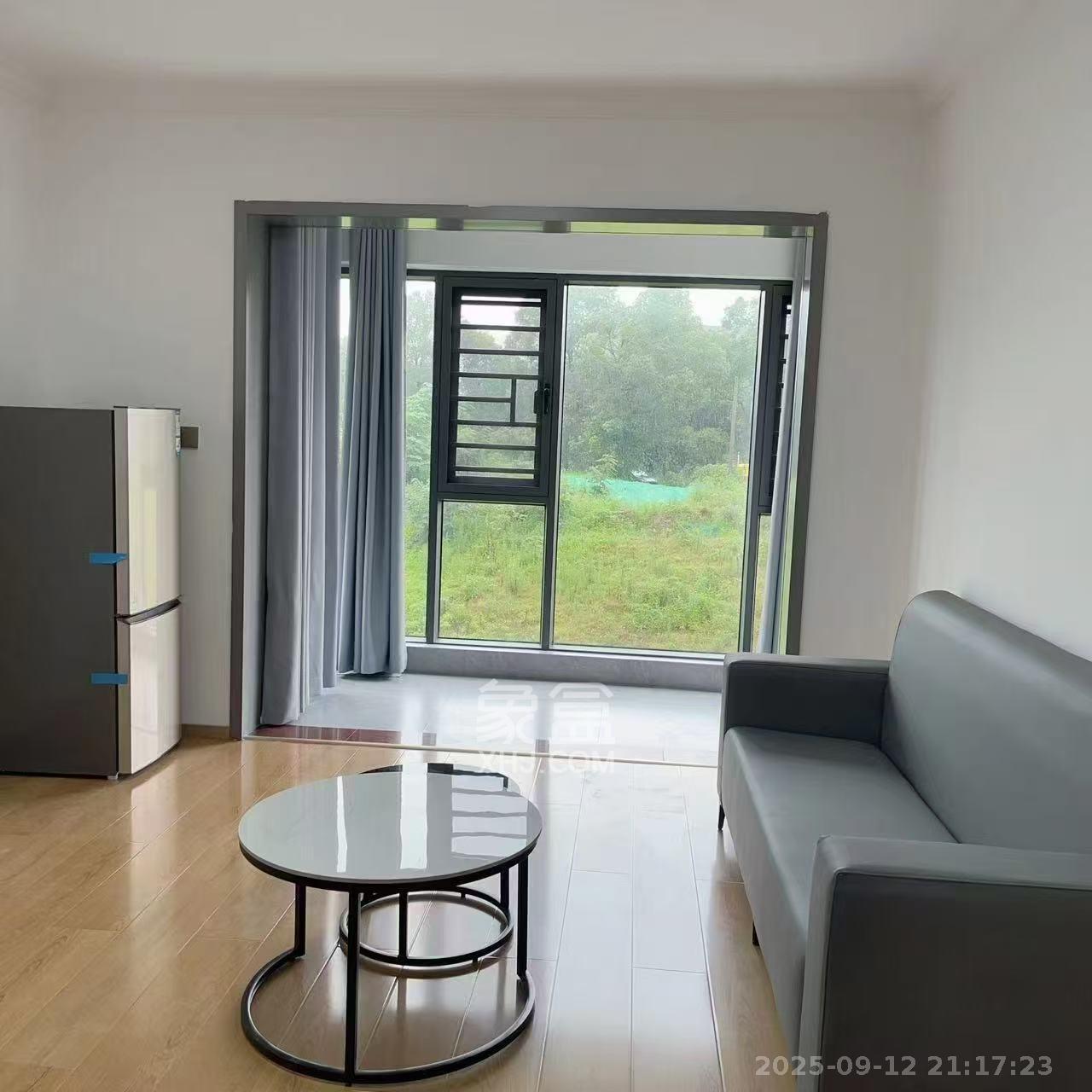 金辉优步星樾 2室1厅1卫 1500.0元/月 金辉优步星樾 2室1厅1卫 1500.0元/月室内图