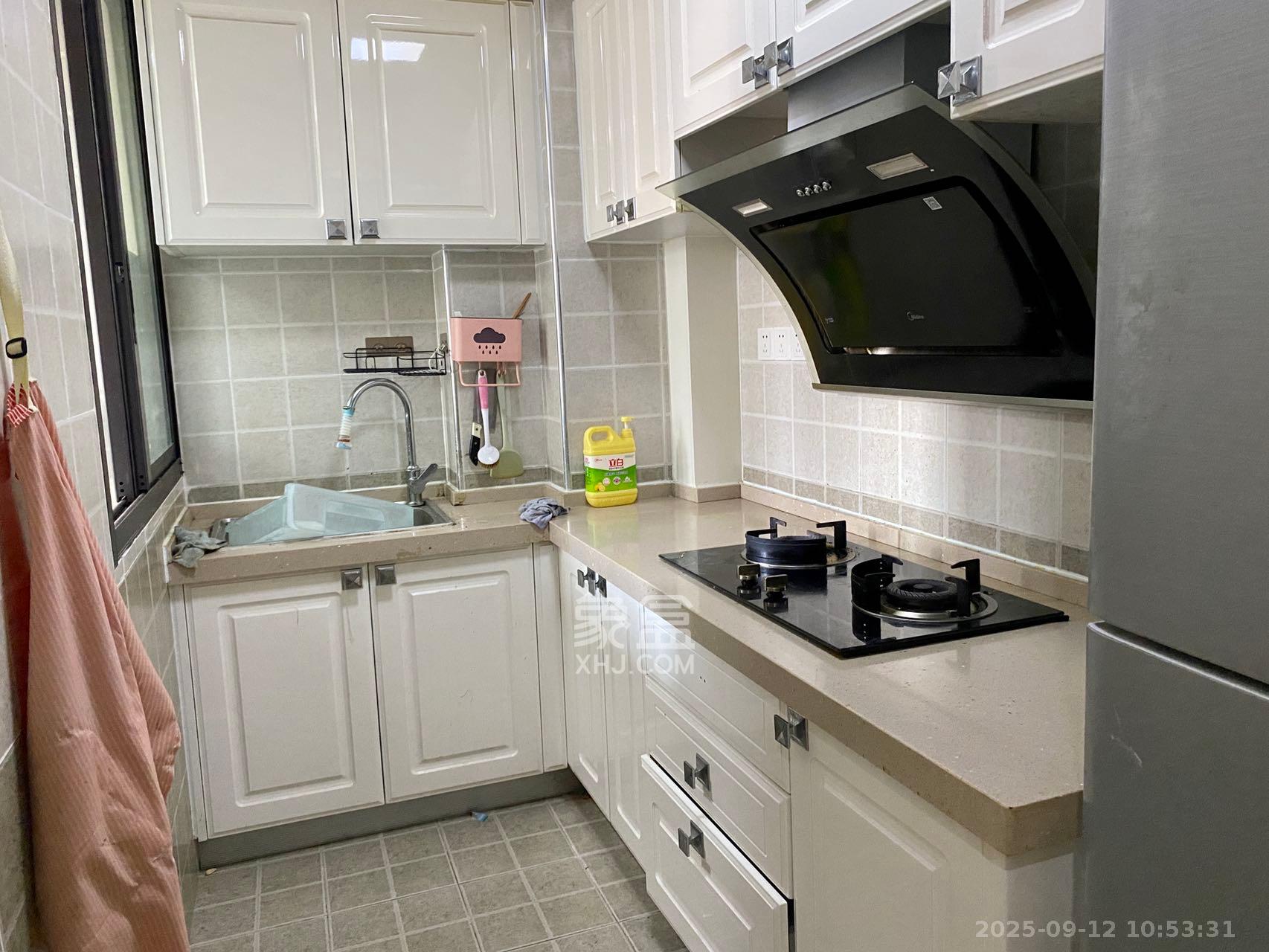 旭辉御府 3室2厅1卫 2200.0元/月 旭辉御府 3室2厅1卫 2200.0元/月室内图