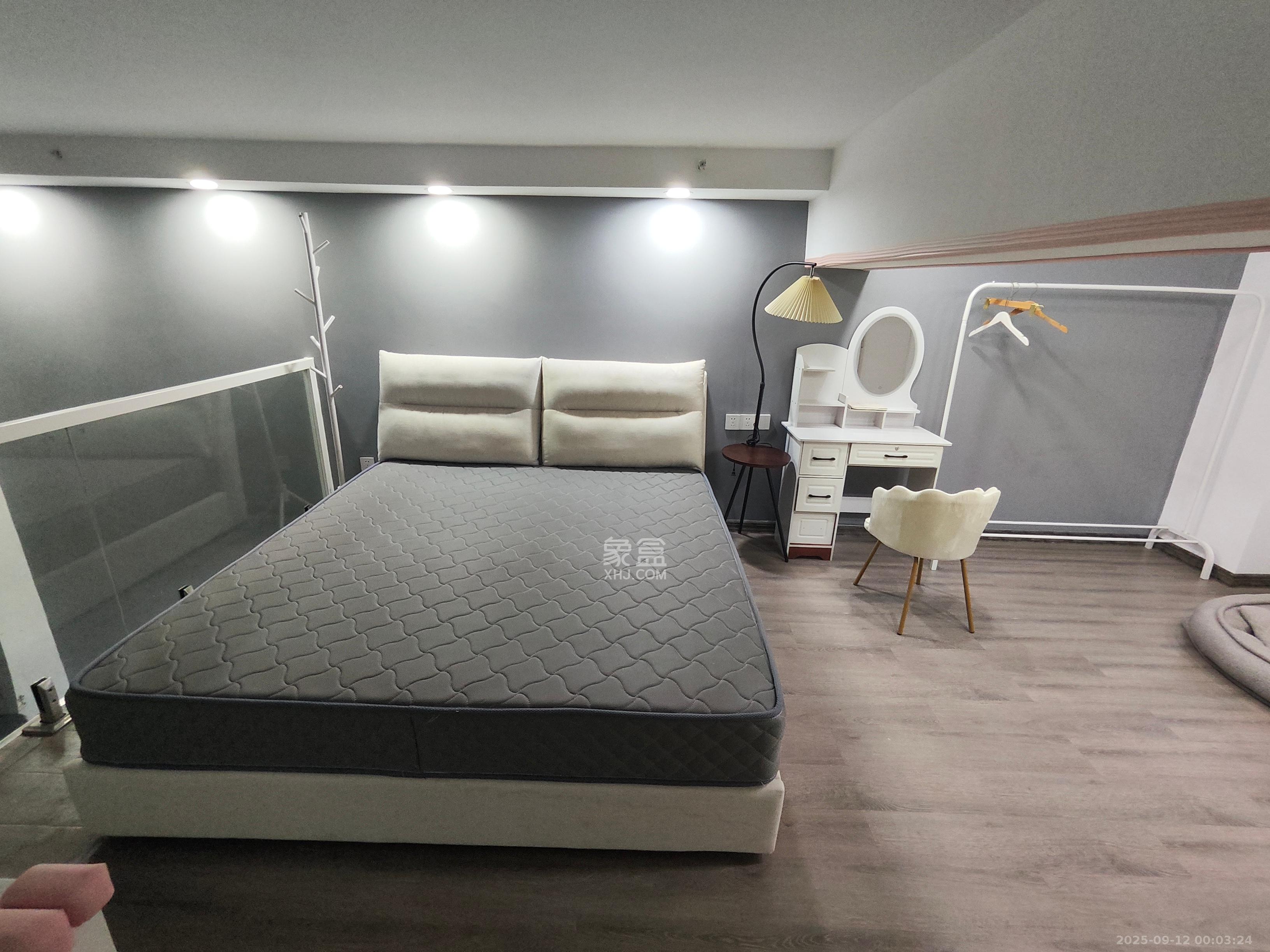 振业城三期  1室1厅1卫    1900.0元/月 振业城三期  1室1厅1卫    1900.0元/月室内图