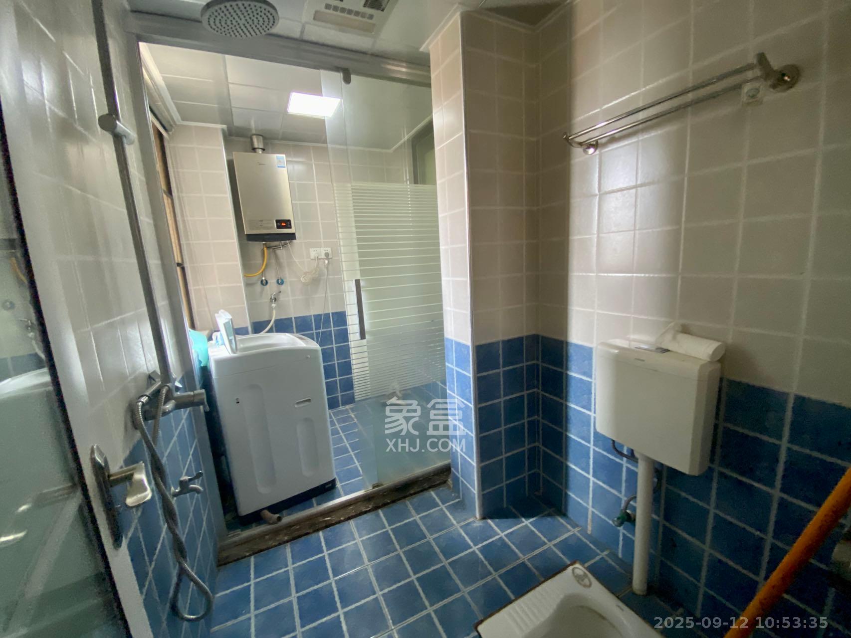 旭辉御府  3室2厅1卫    2200.0元/月室内图