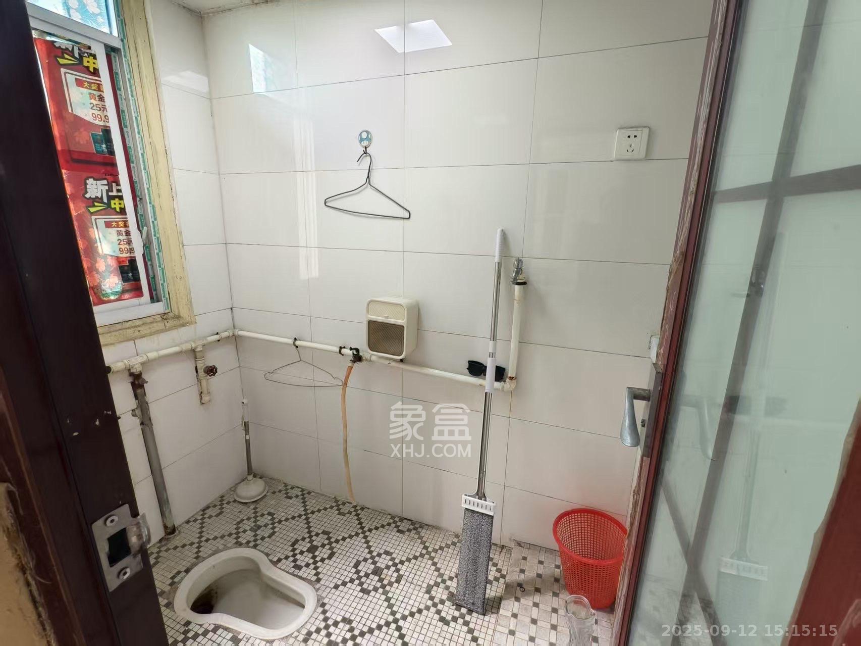 中南大学湘雅附二医院广济桥宿舍 2室1厅1卫 1500.0元/月 中南大学湘雅附二医院广济桥宿舍 2室1厅1卫 1500.0元/月室内图