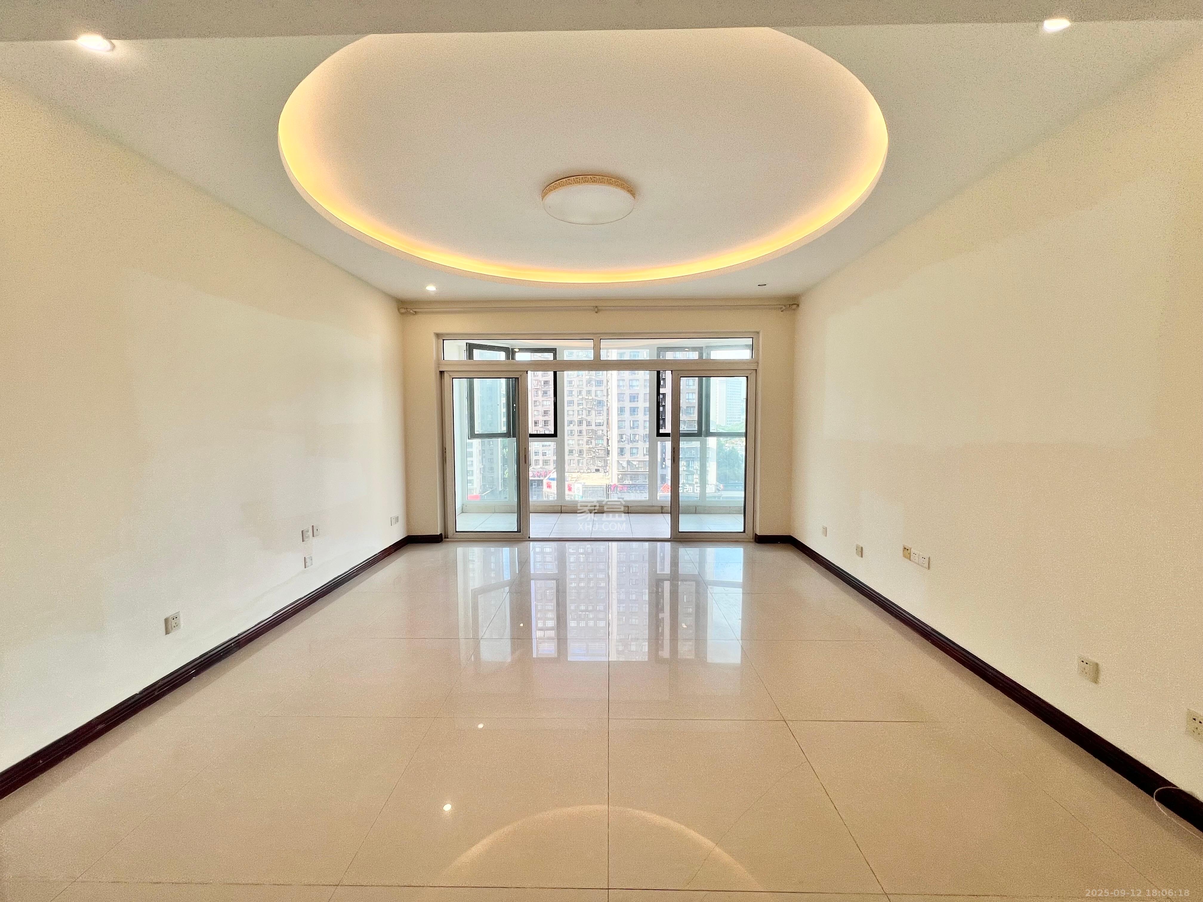 HC新城(建工集团单位房)  3室2厅2卫    2600.0元/月 HC新城(建工集团单位房)  3室2厅2卫    2600.0元/月