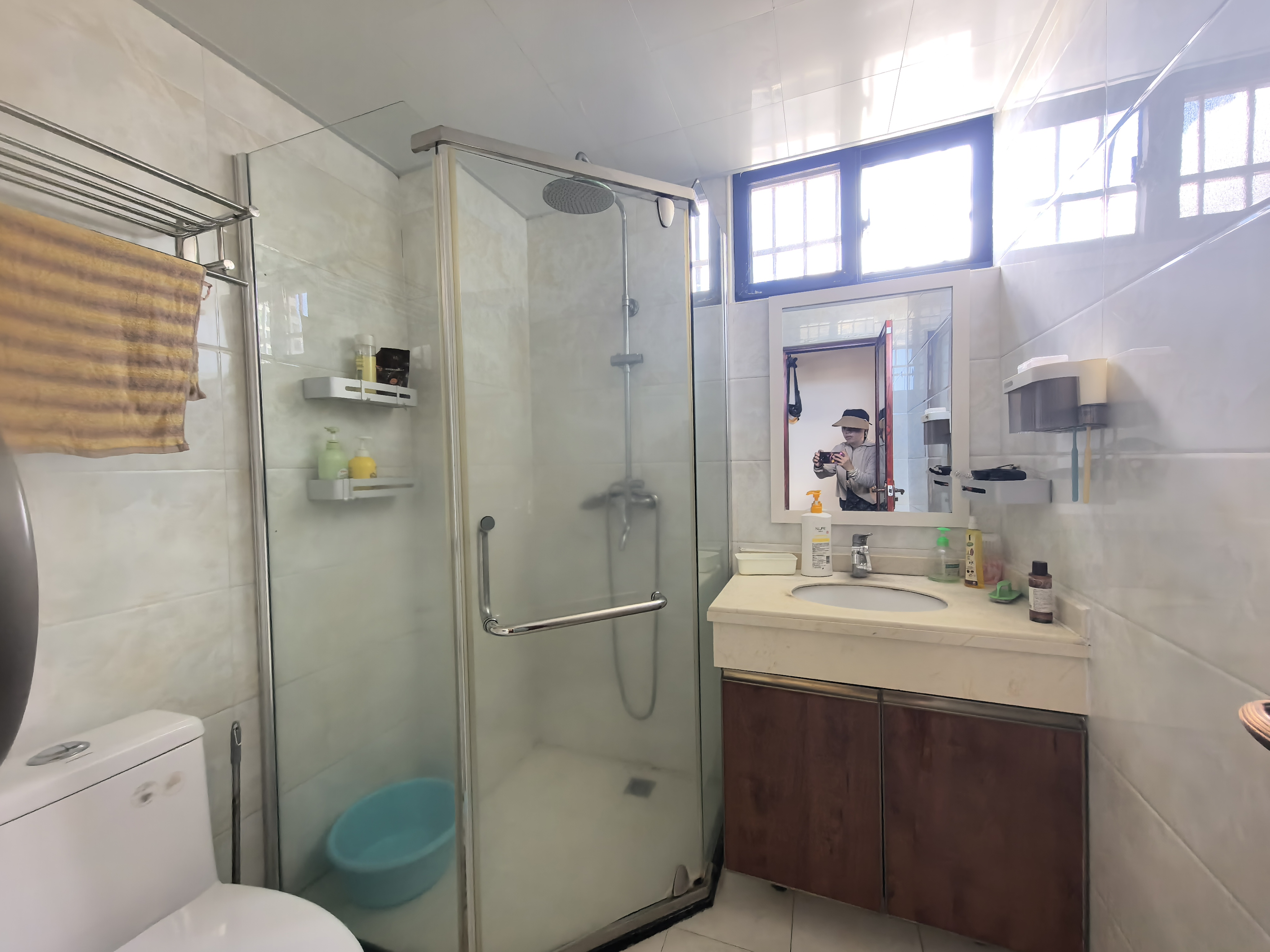 盛泰佳园  3室2厅1卫    3500.0元/月 盛泰佳园  3室2厅1卫    3500.0元/月室内图