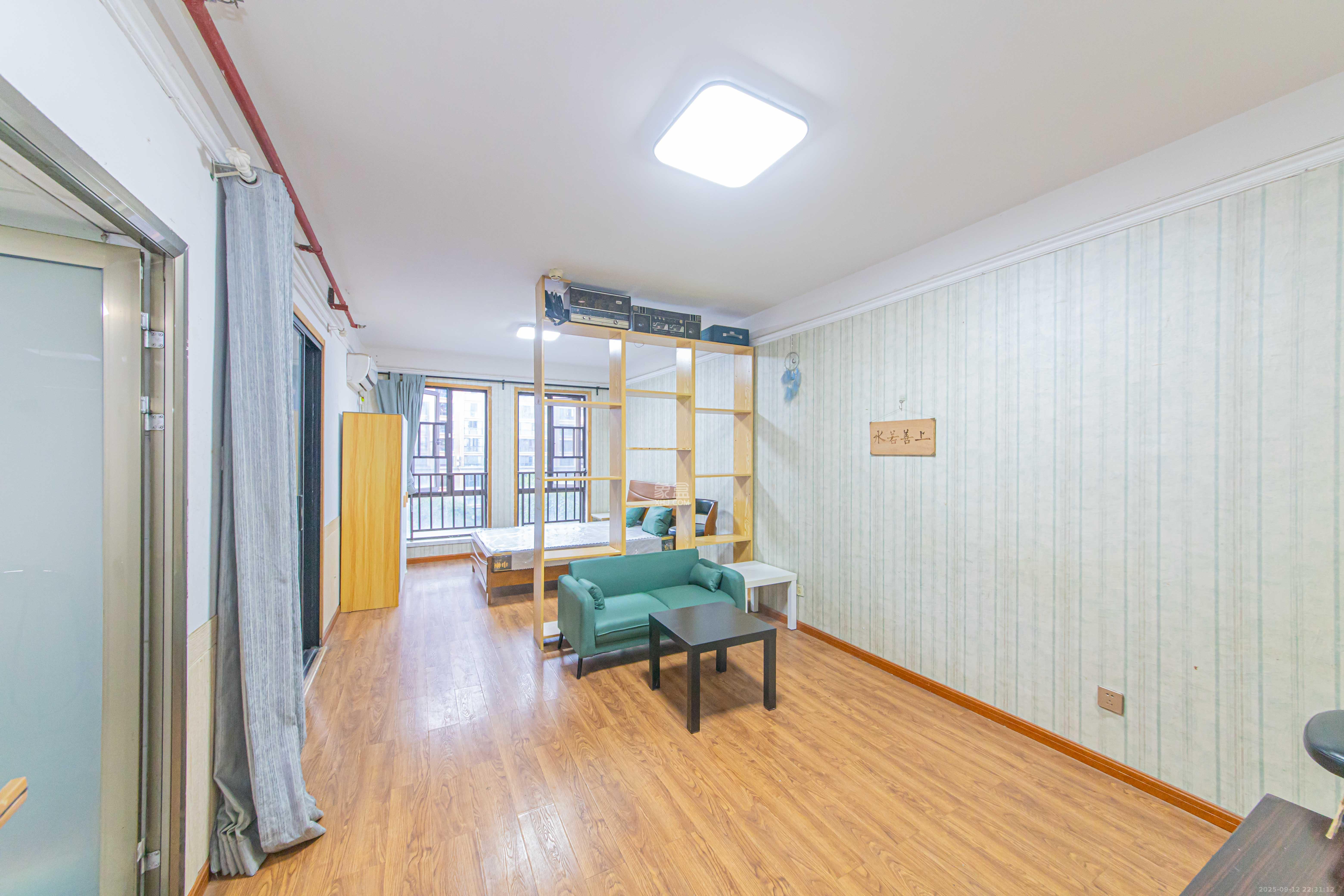 鑫远和城(一、二期) 1室1厅1卫 27.0万 鑫远和城(一、二期) 1室1厅1卫 27.0万客厅