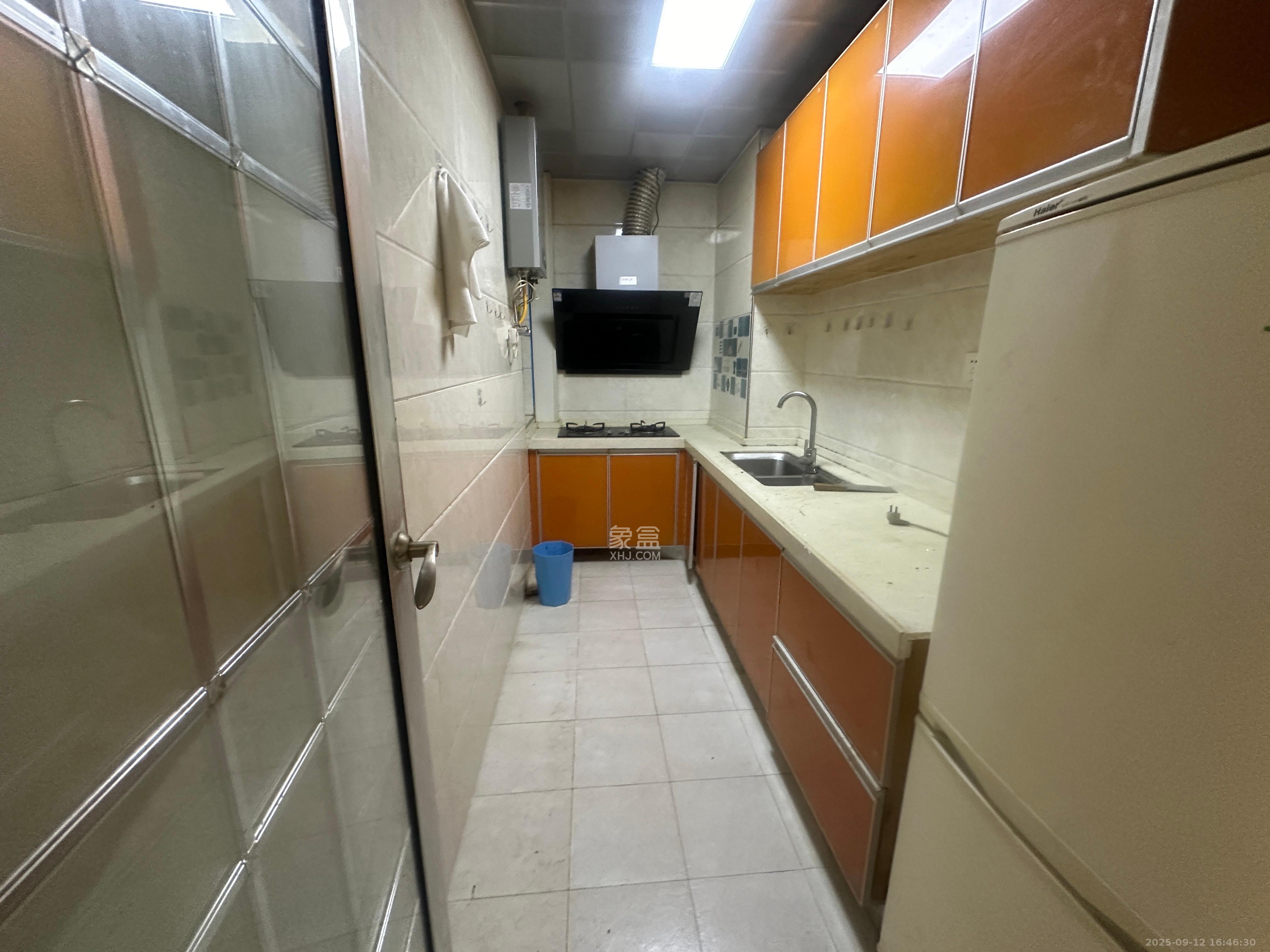 美利新世界  2室2厅1卫    1800.0元/月 美利新世界  2室2厅1卫    1800.0元/月室内图