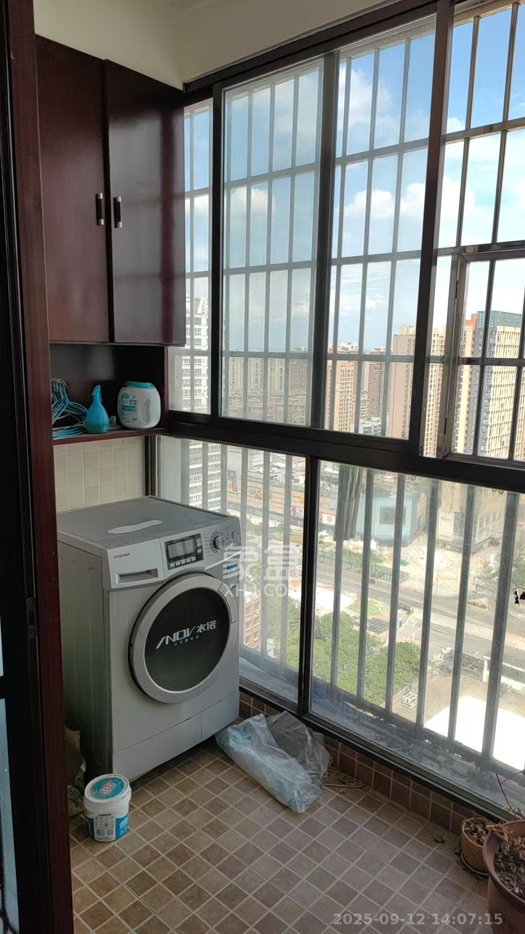 开源鑫景 3室2厅2卫 2200.0元/月 开源鑫景 3室2厅2卫 2200.0元/月室内图