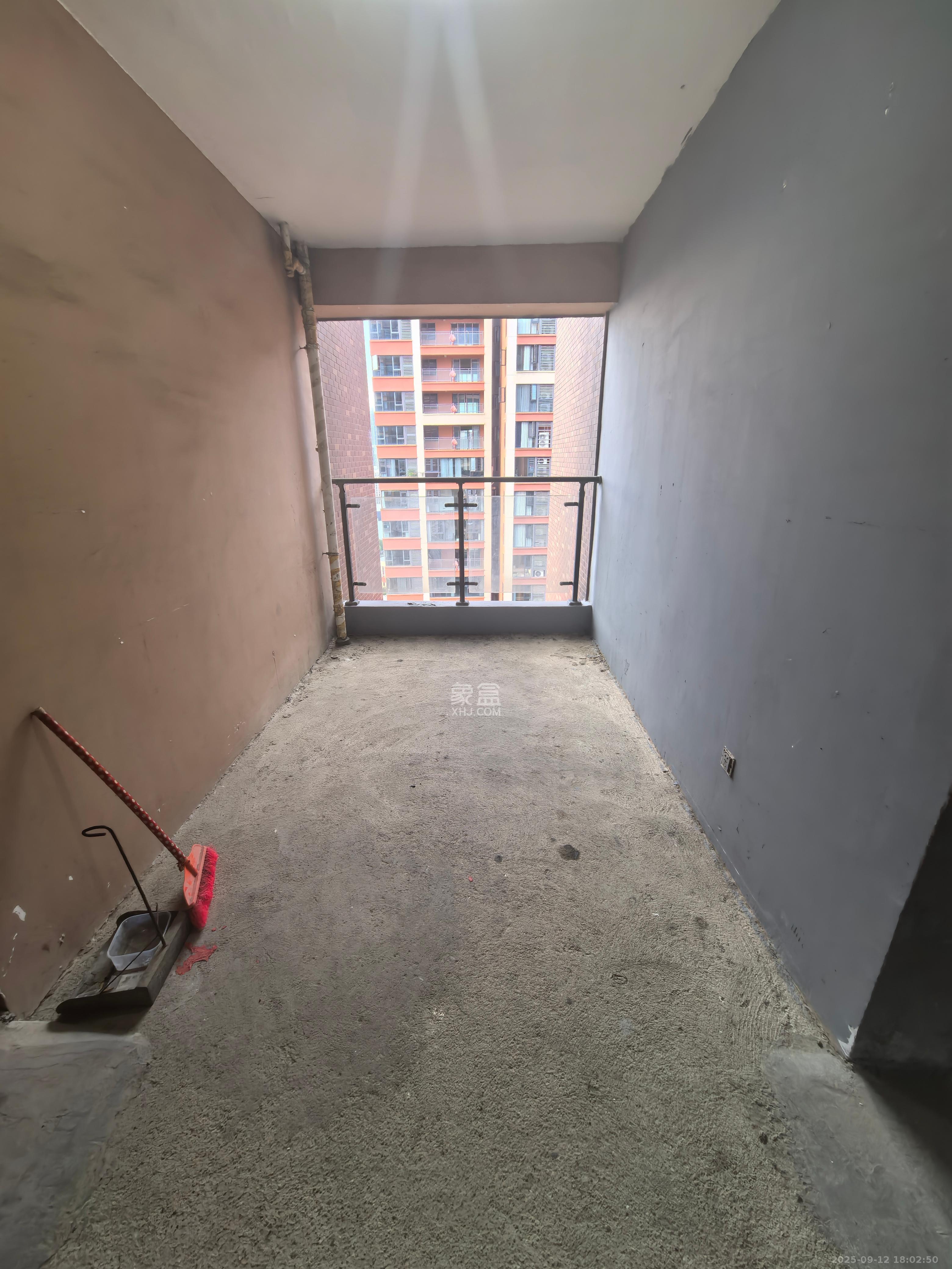 金色溪泉湾 3室2厅2卫 1500.0元/月 金色溪泉湾 3室2厅2卫 1500.0元/月室内图