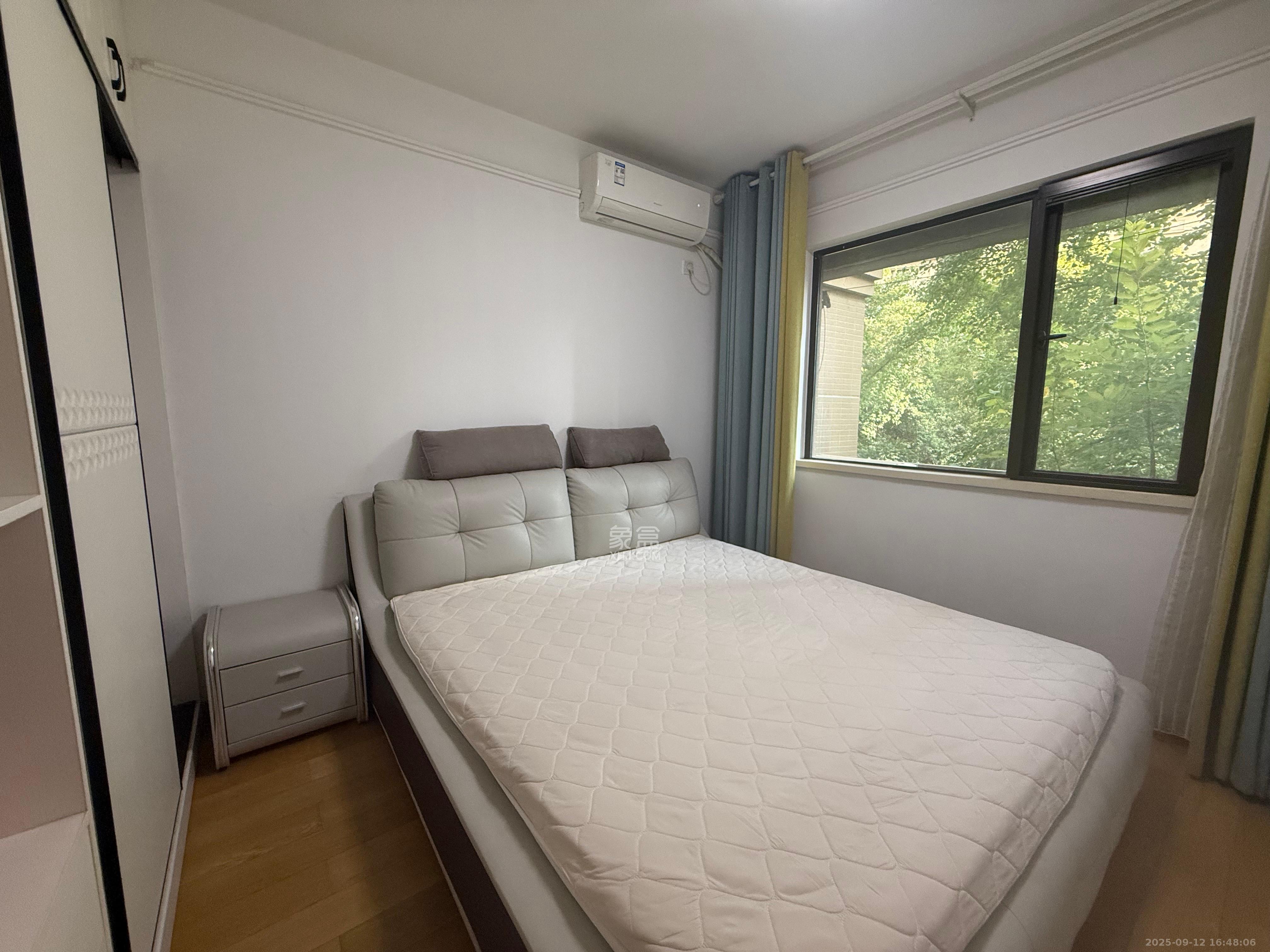 中海国际三期  3室2厅2卫    2000.0元/月室内图