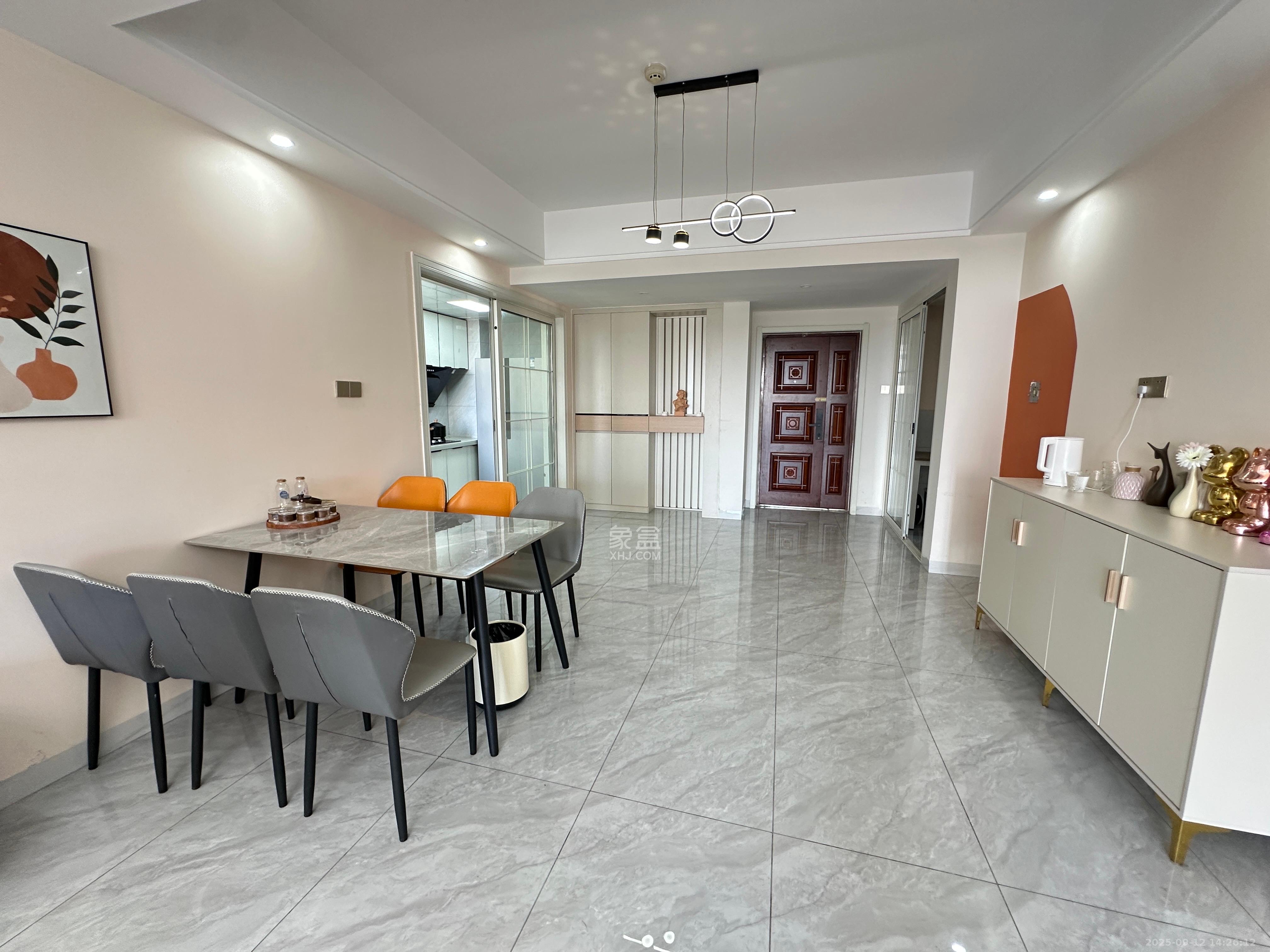 保利国际广场 3室2厅1卫 6000.0元/月 保利国际广场 3室2厅1卫 6000.0元/月室内图