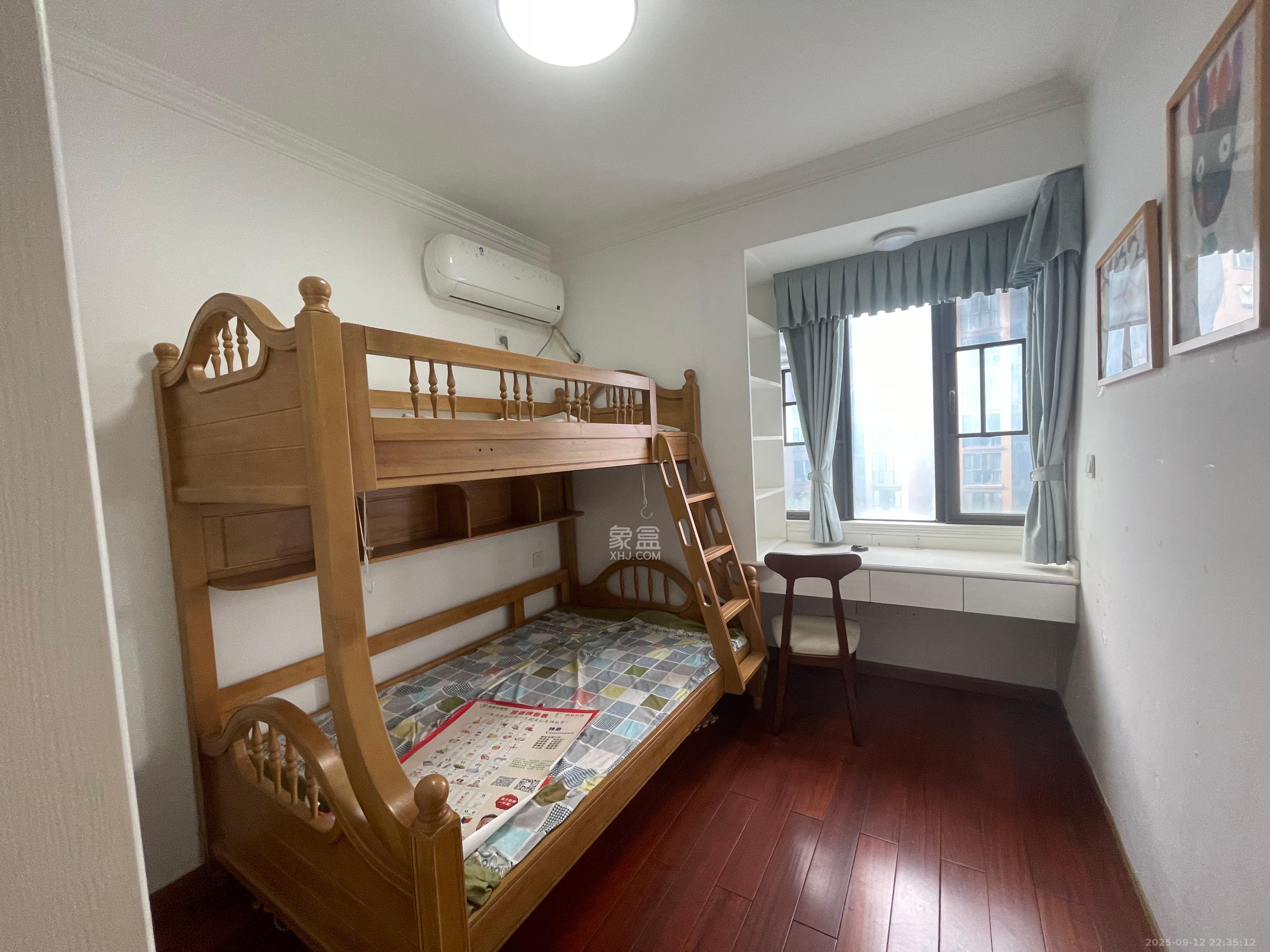 中信凯旋城（中信新城四期）  1室2厅2卫    2450.0元/月室内图