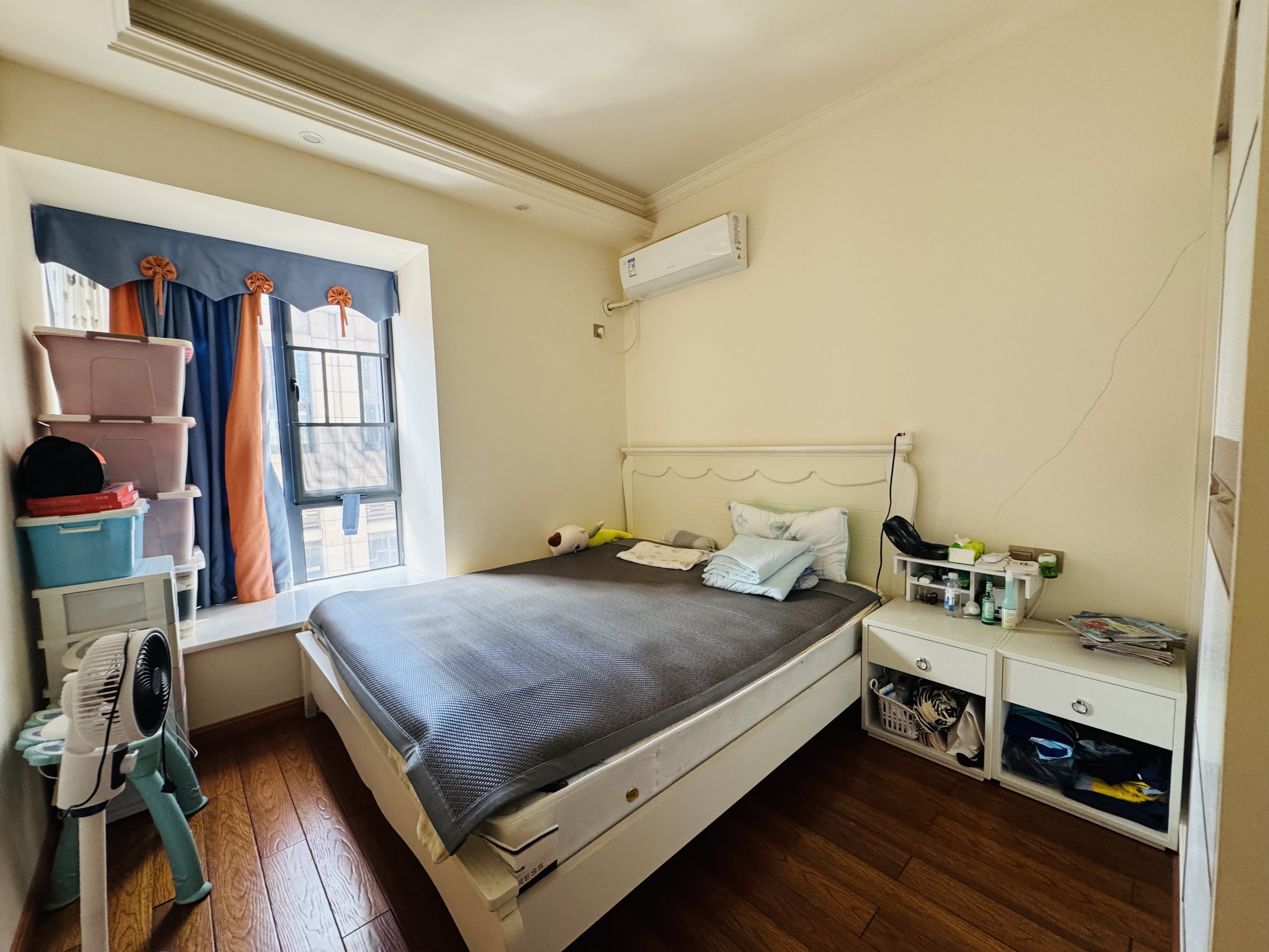 山水洲城华晨第一城 3室2厅1卫 57.8万 山水洲城华晨第一城 3室2厅1卫 57.8万室内图