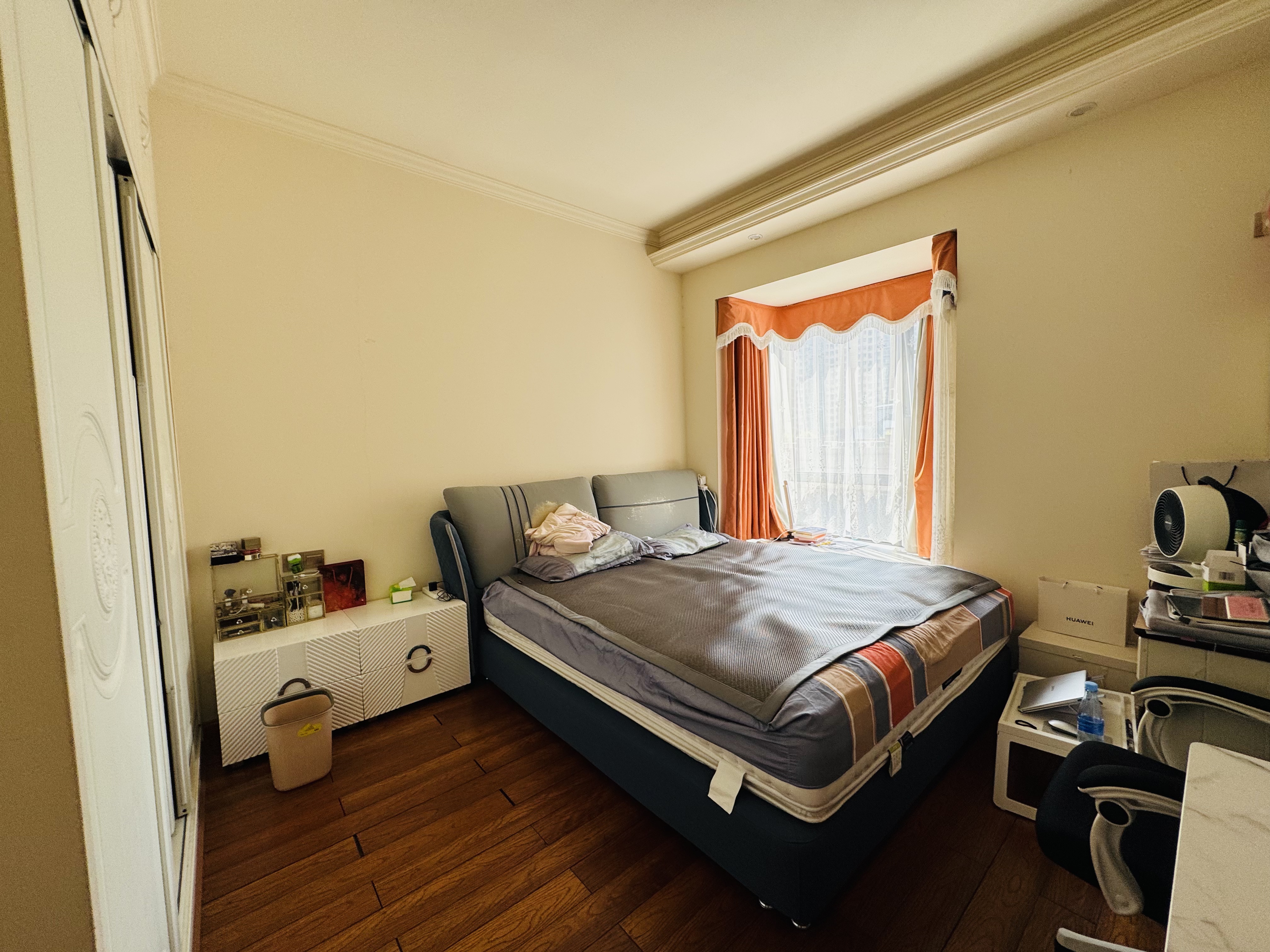 山水洲城华晨第一城 3室2厅1卫 57.8万 山水洲城华晨第一城 3室2厅1卫 57.8万室内图